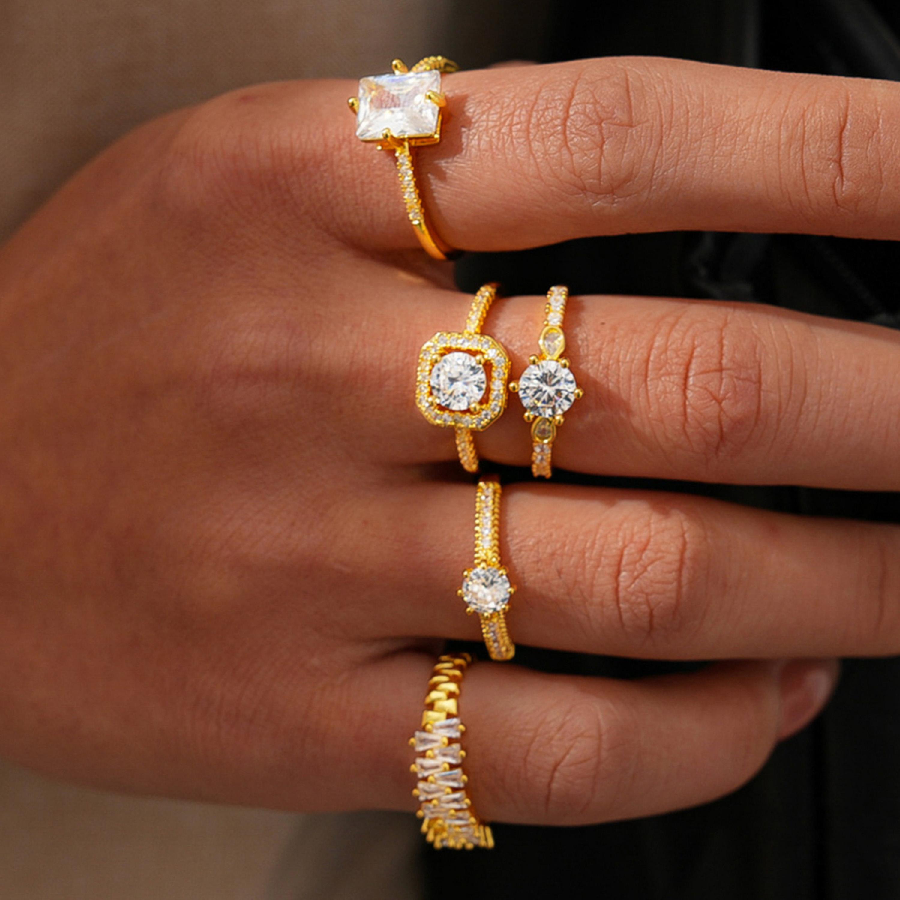 تيك تو - طقم خواتم من 5 قطع مطلية بالذهب ومرصعة بالزركون-women-watchesandjewellery-jewellery-rings-image-4