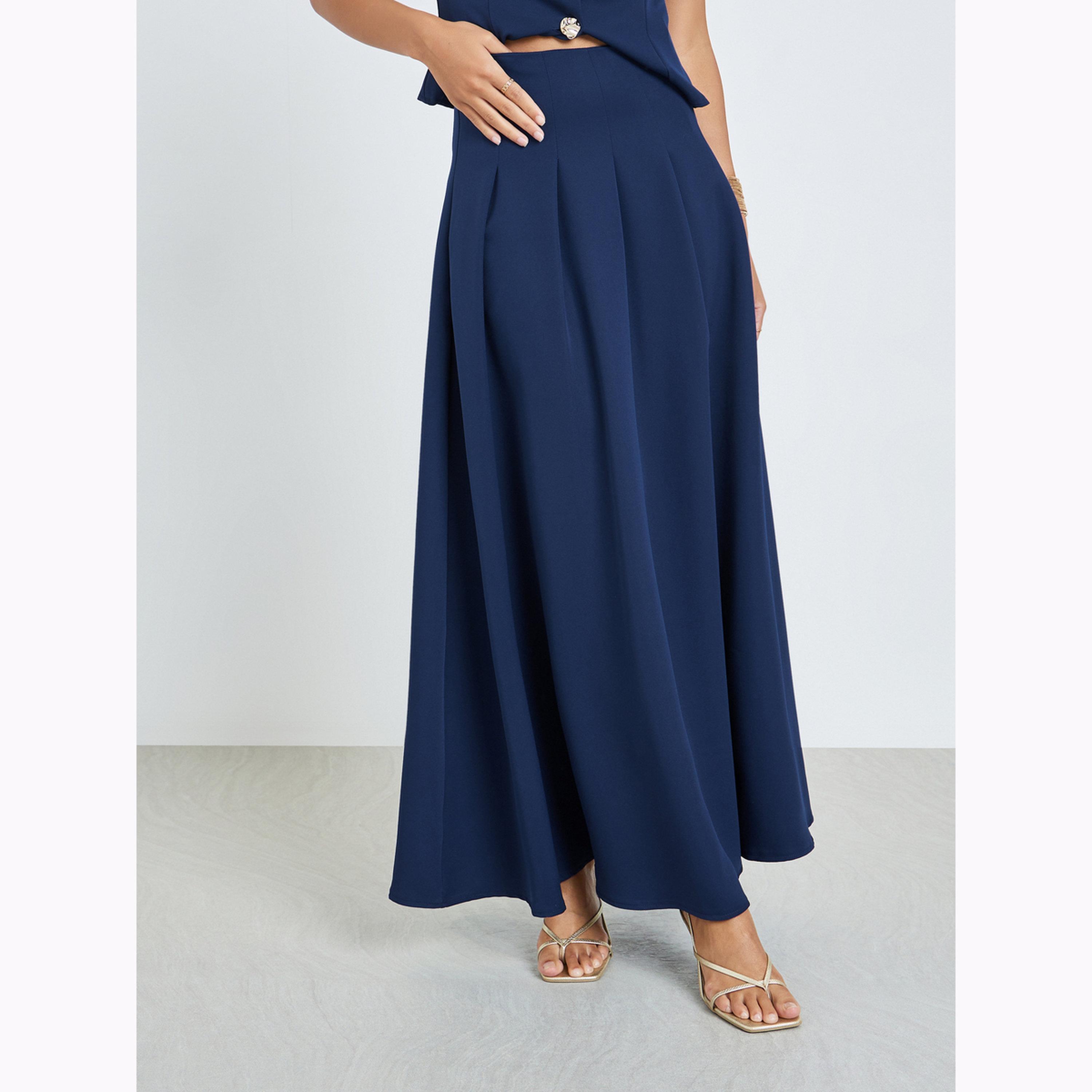 مجموعة من تنورة طويلة بكسرات وبلوزة بلا أكمام بمشبك معدني-women-clothing-coordsets-image-4