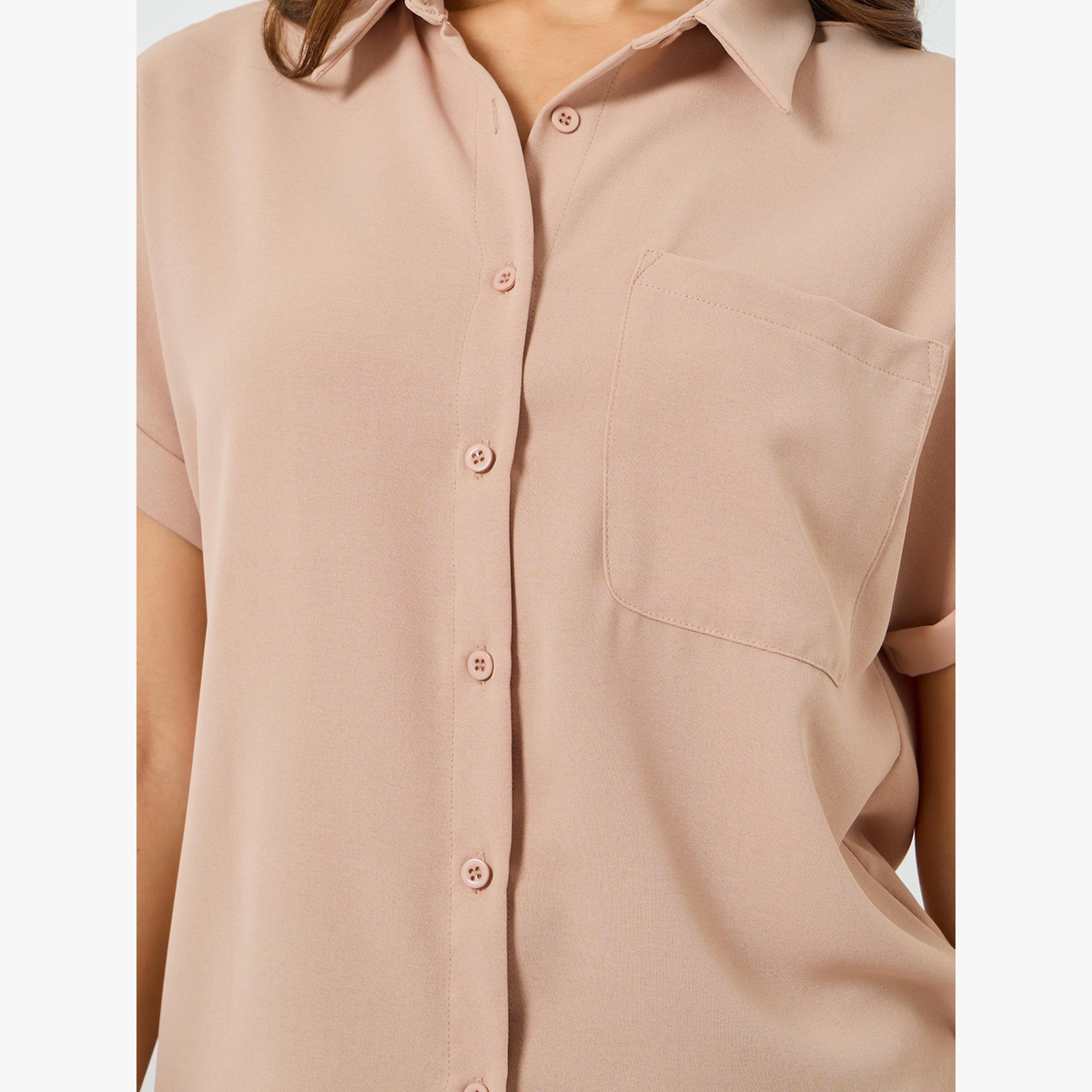 بلوزة سادة بأكمام قصيرة ممتدة وجيب-women-clothing-shirtsandblouses-shirts-image-5