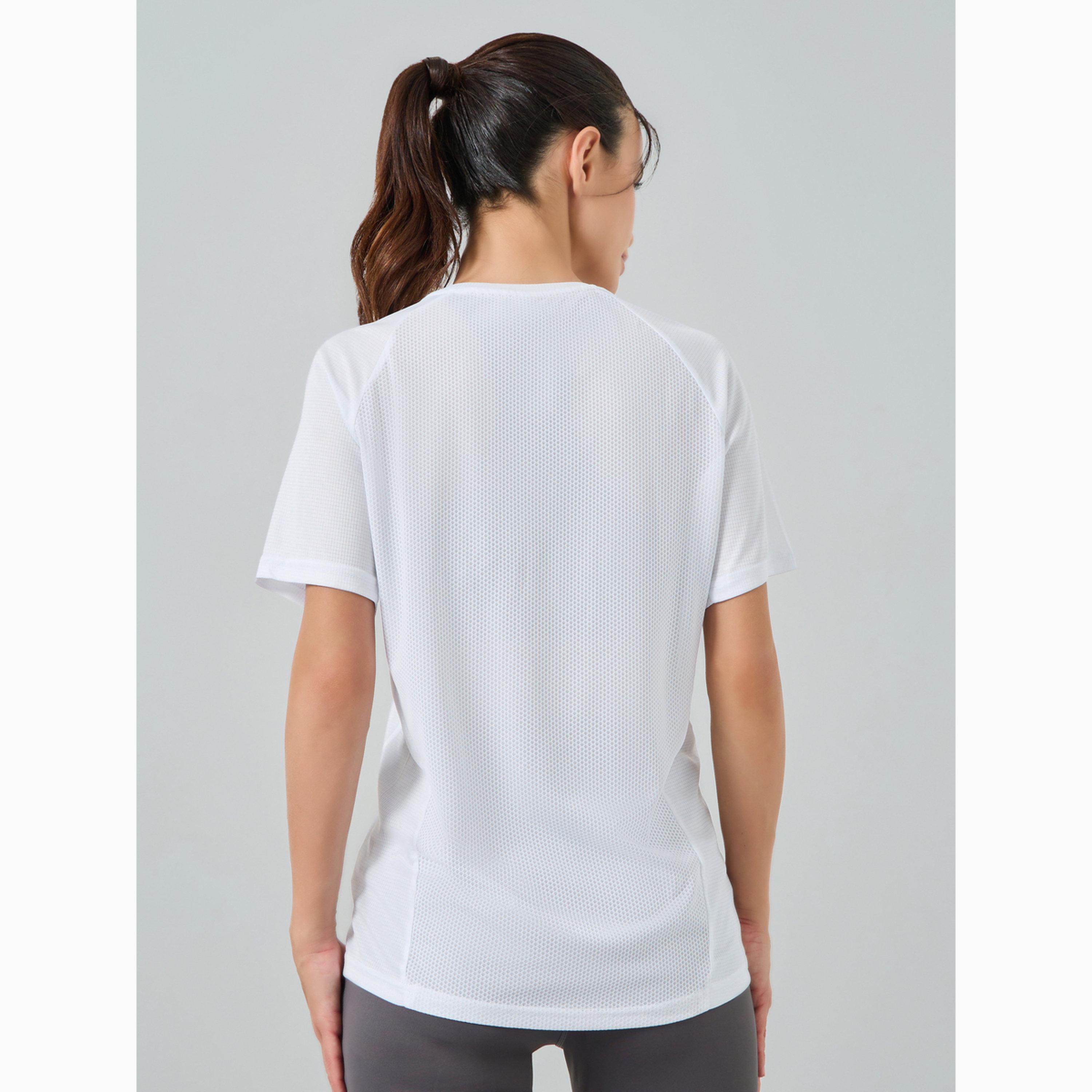 بلوزة بأكمام قصيرة وتصميم ألواح وتفاصيل بارزة الملمس لون أبيض-women-clothing-tshirts-image-5