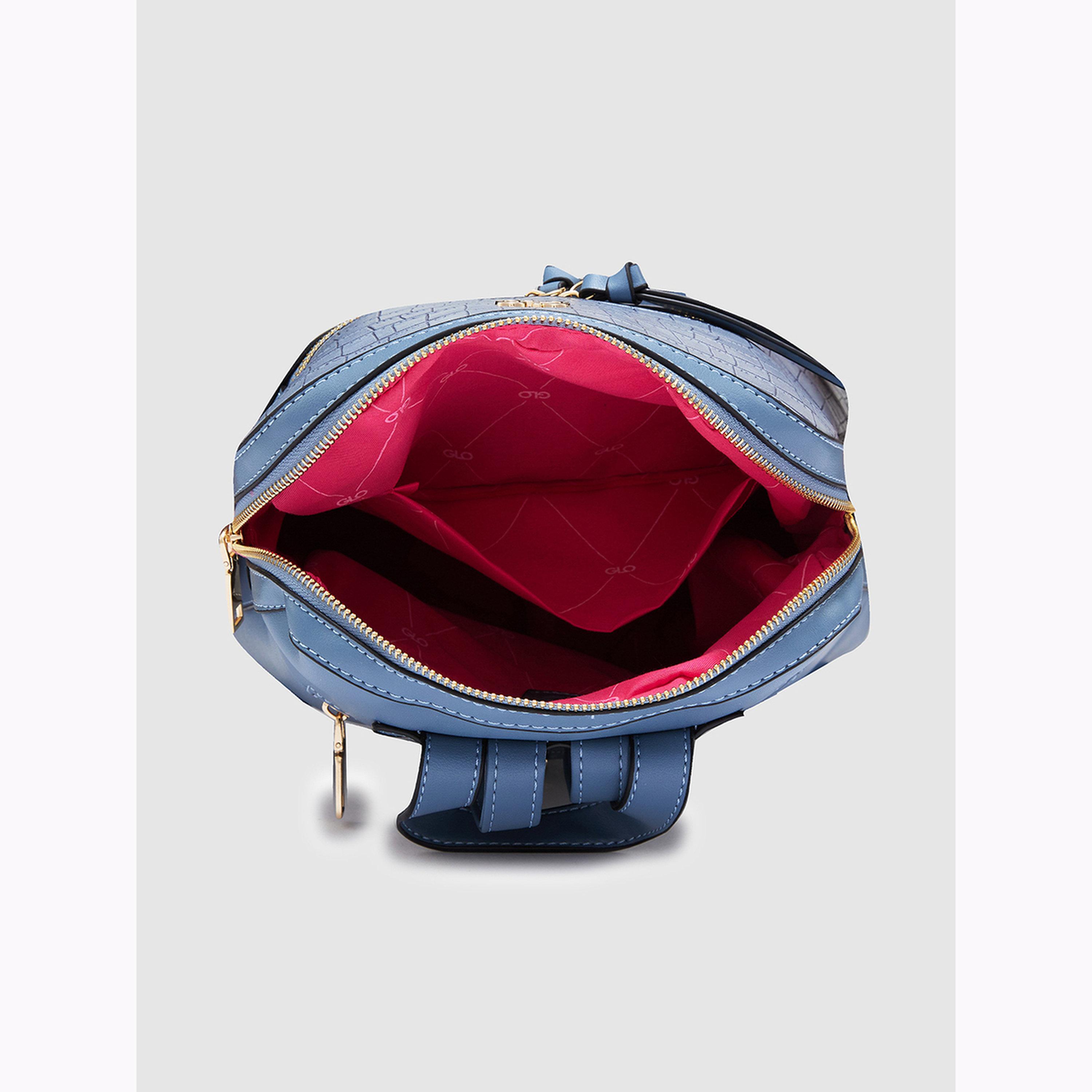 شنطة ظهر زرقاء بارزة الملمس-women-bagsandwallets-backpacks-image-5