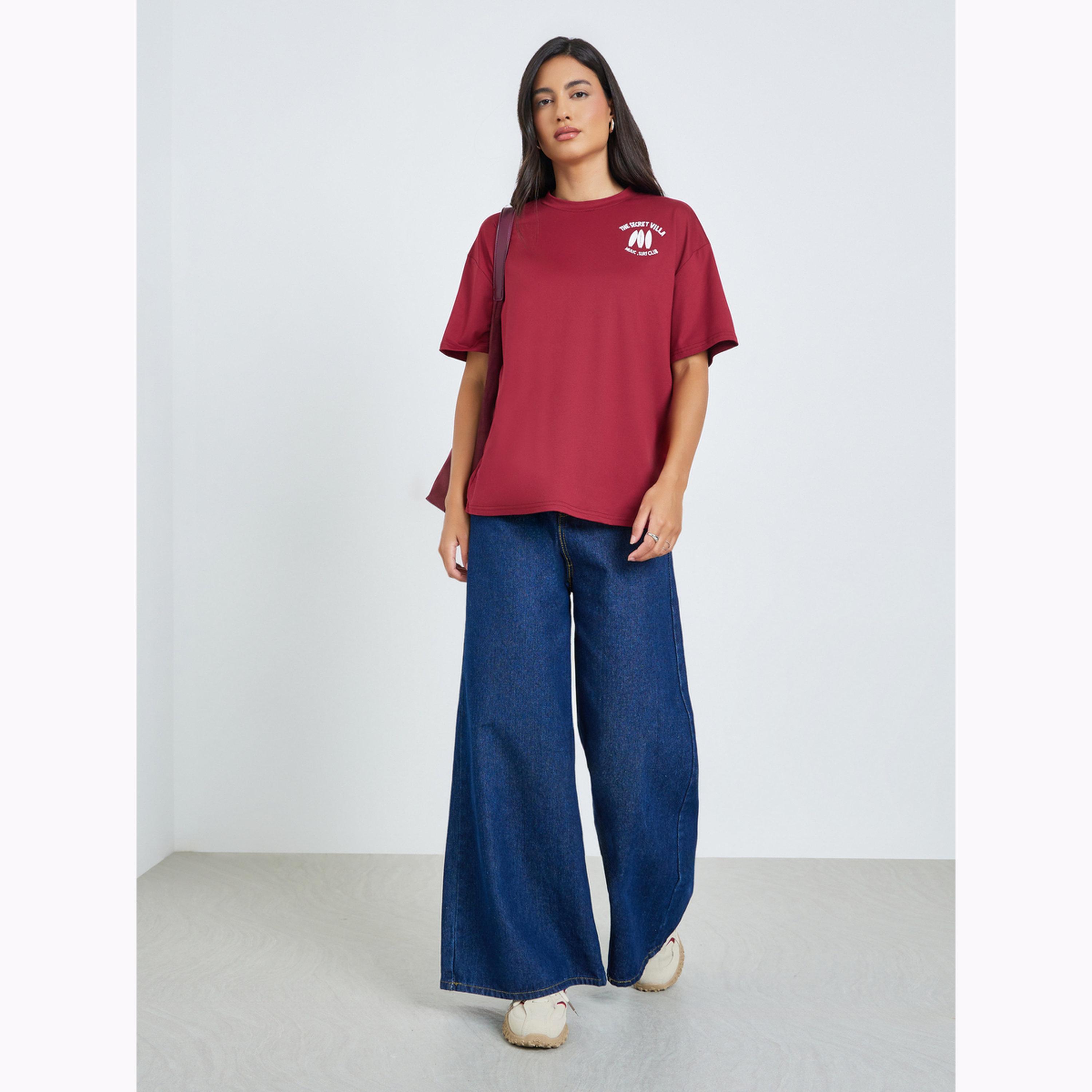 Styli Burgundy Slogan Print Oversized Short Sleeve T-Shirt-women-clothing-tshirts-image-2