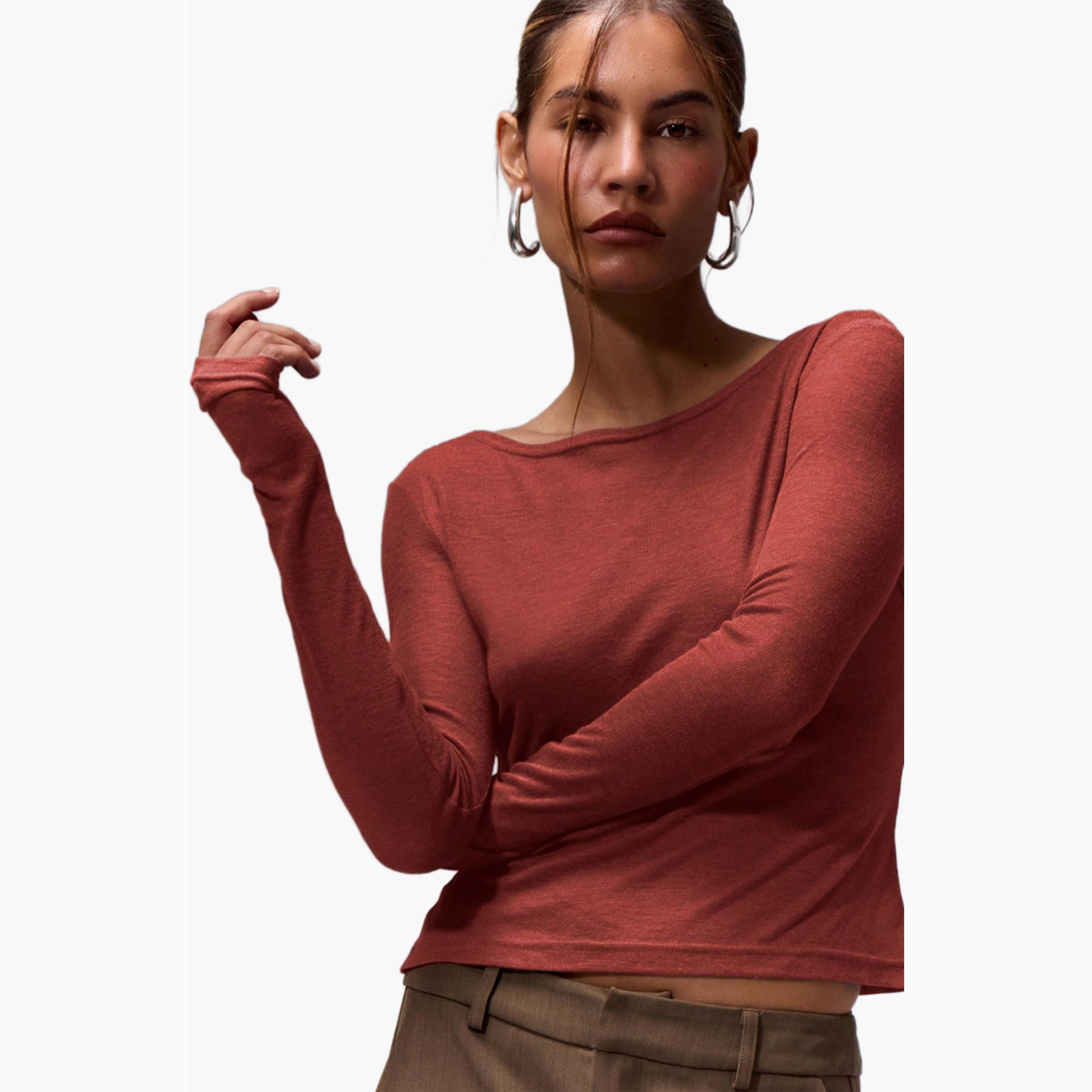تيشيرت سادة بأكمام طويلة وياقة دائرية-women-clothing-tshirts-image-5