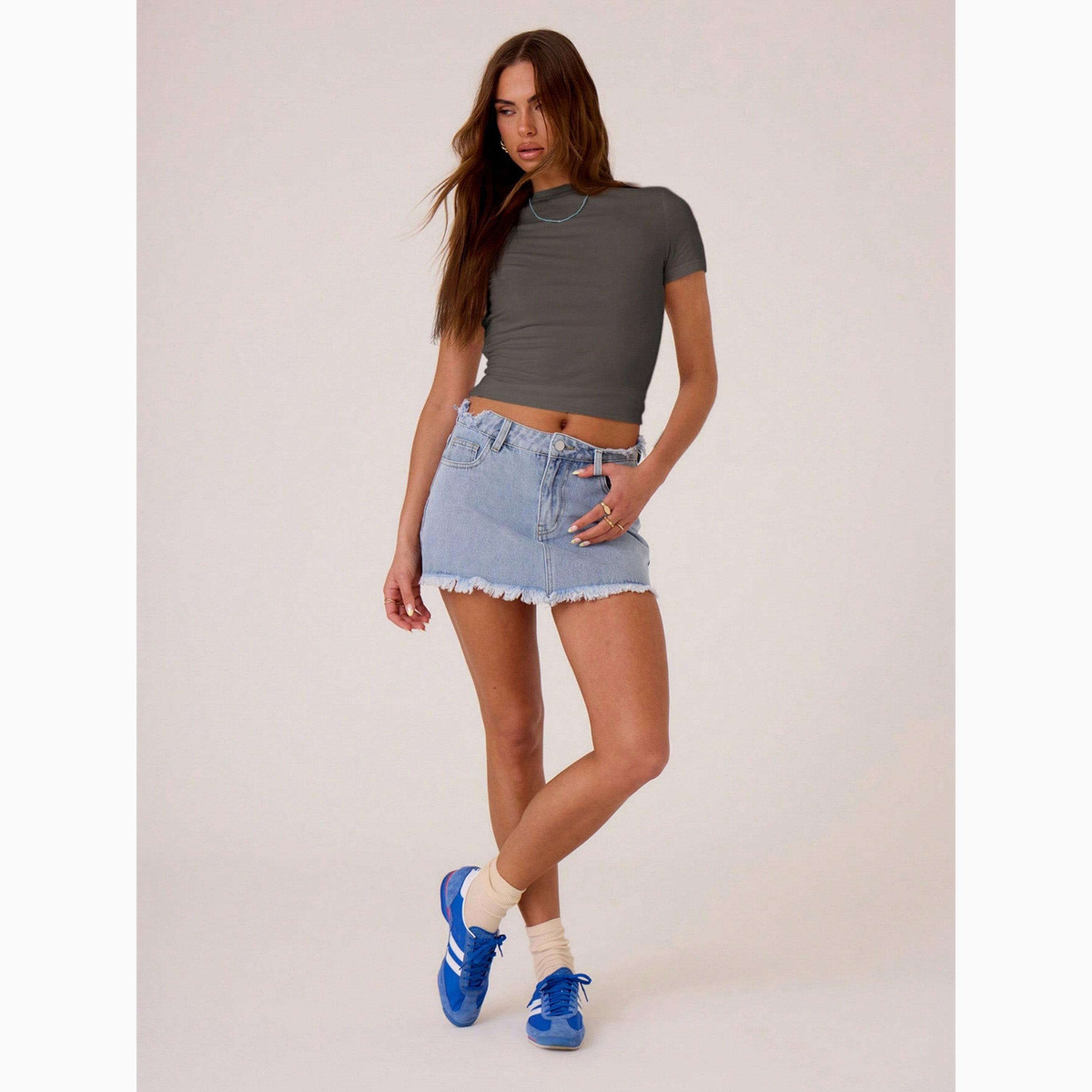 تيشيرت قصير سادة بأكمام قصيرة وياقة دائرية-women-clothing-tshirts-image-2