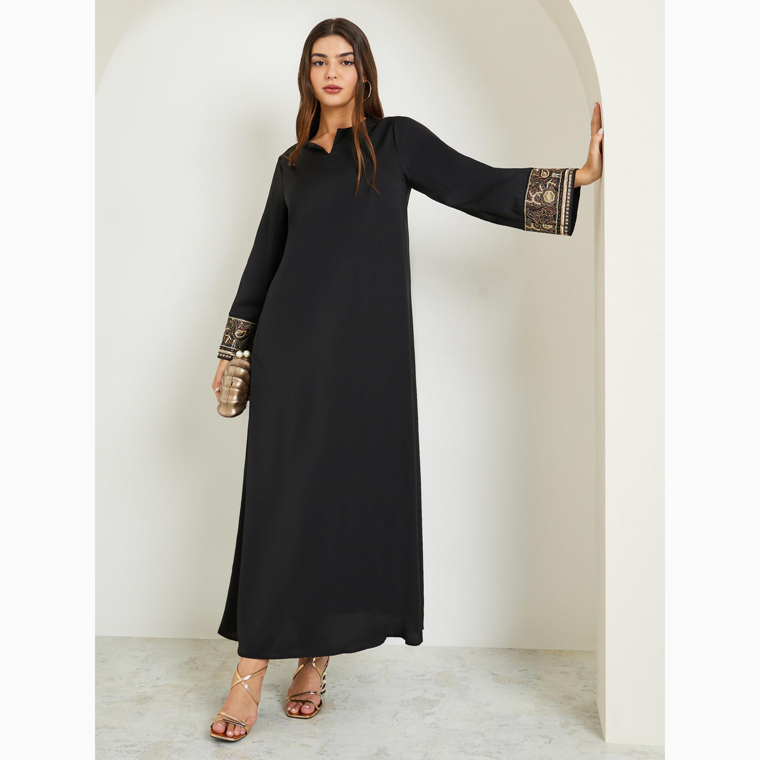 جلابية بياقة شق وتطريز على الأكمام-women-arabicclothing-jalabiyas-image-3
