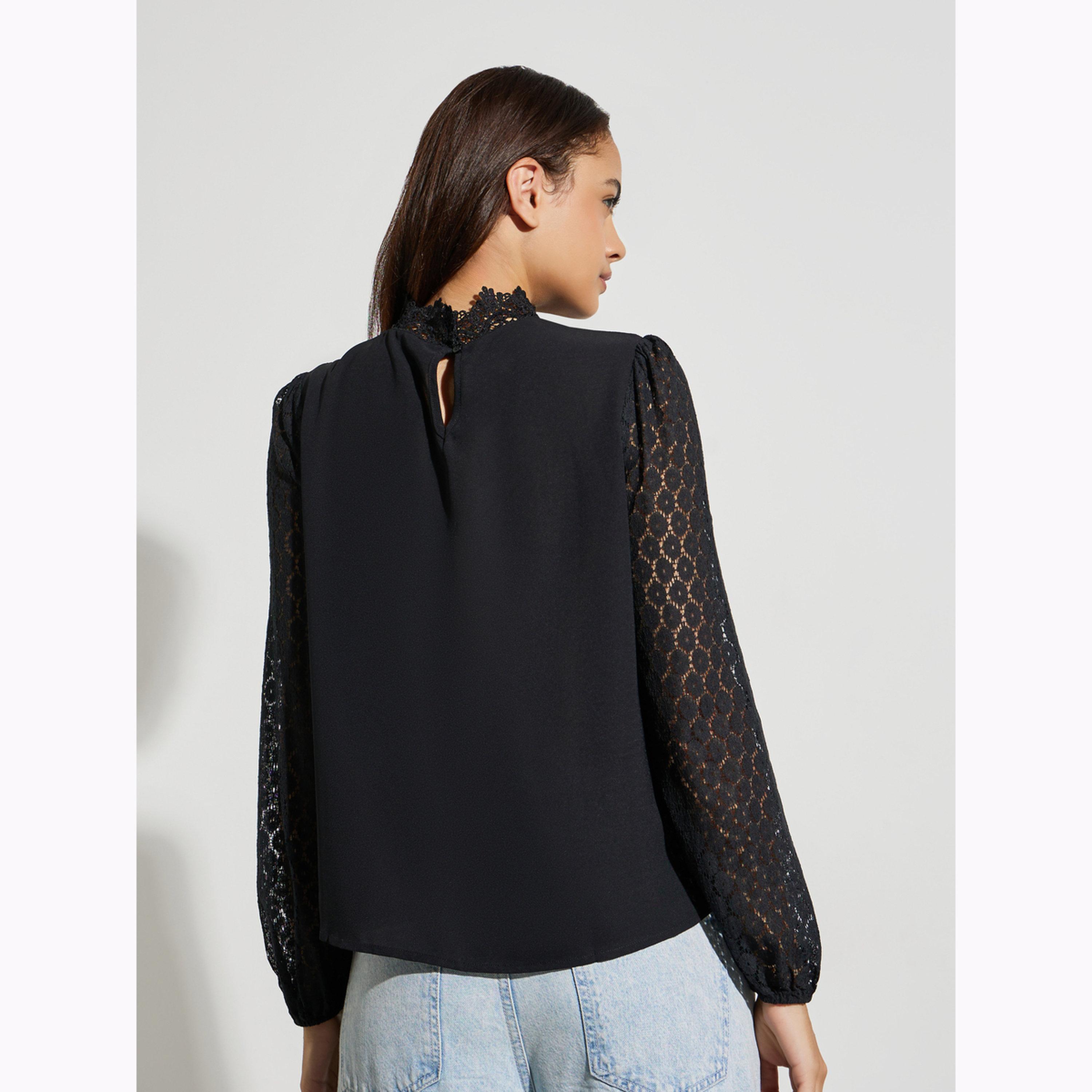 توب أسود بياقة عالية وتفاصيل دانتيل-women-clothing-shirtsandblouses-blouses-image-5