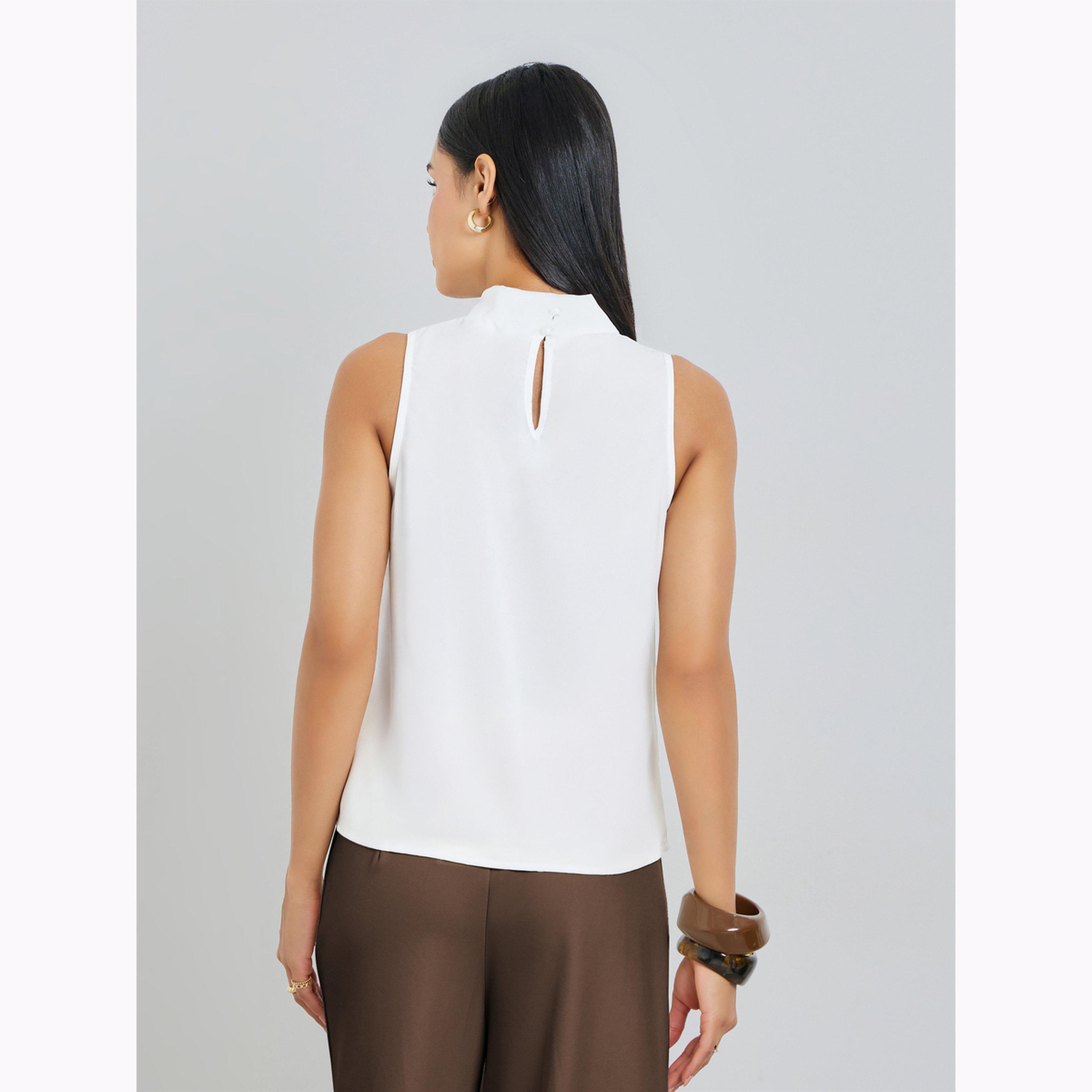 بلوزة بيضاء بدون أكمام بياقة عالية وتفصيل عقدة-women-clothing-shirtsandblouses-blouses-image-4