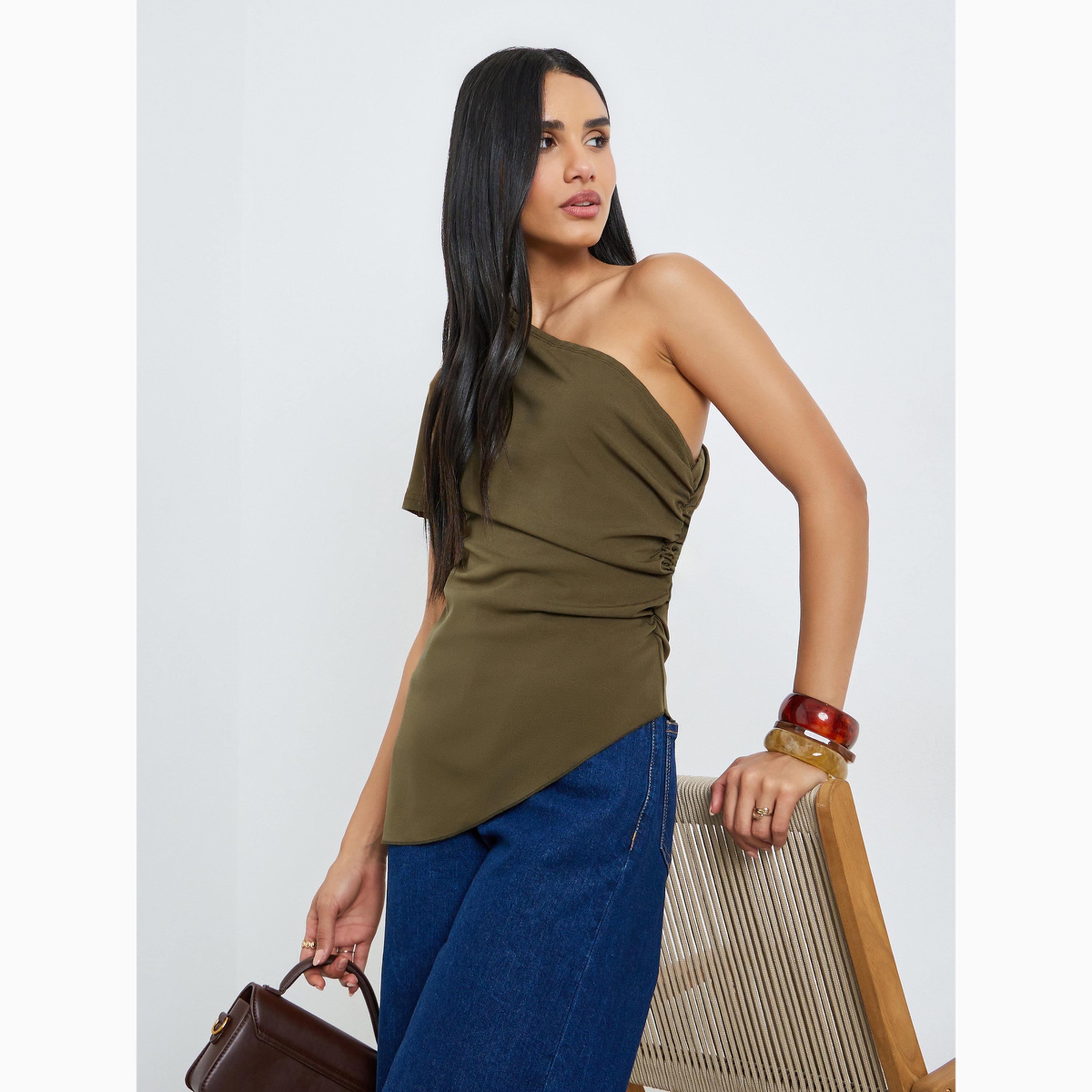 توب زيتي بكتف واحد وزمزمات مع حافة غير متماثلة-women-clothing-shirtsandblouses-blouses-image-3