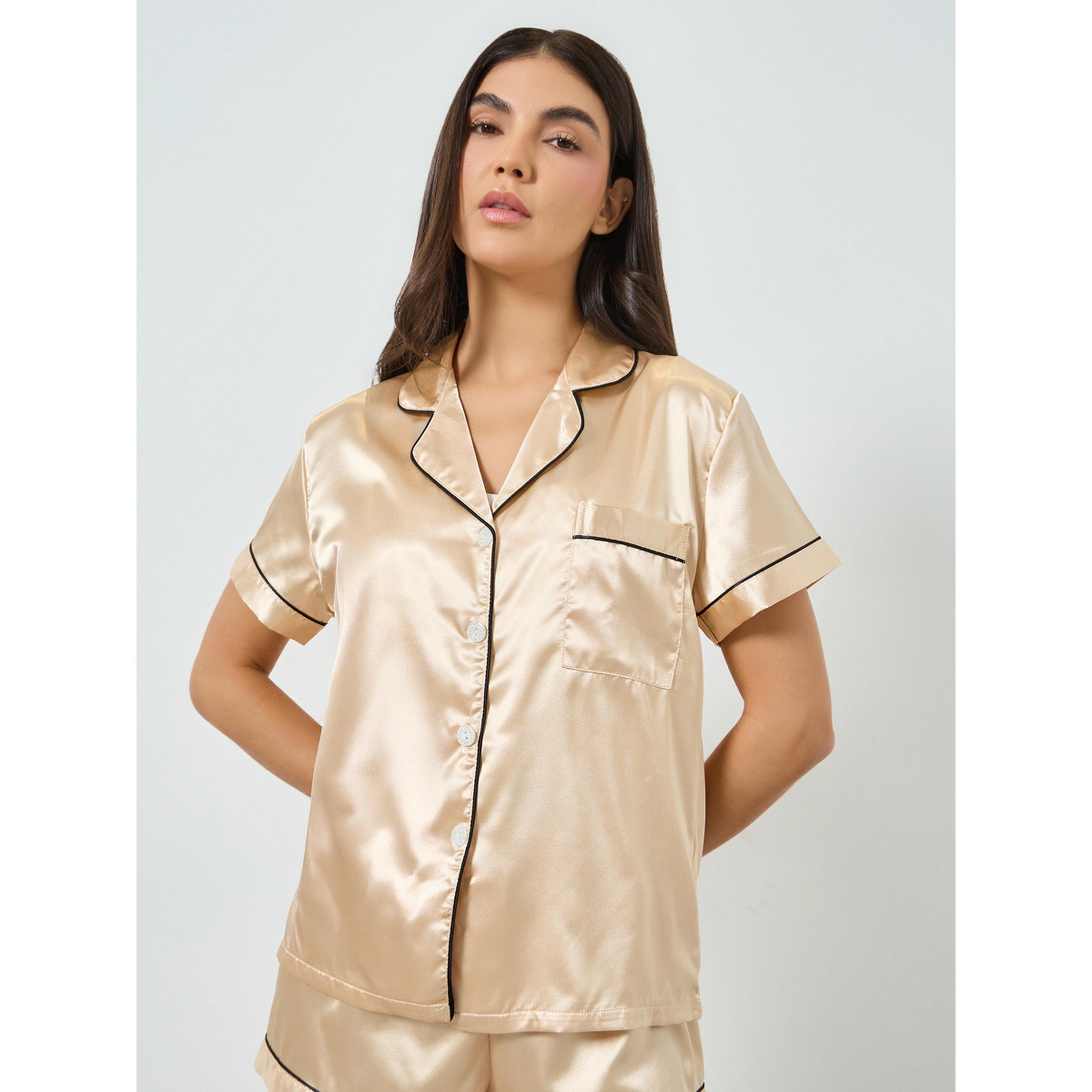 مجموعة من شورت وبلوزة سادة بتفاصيل حواف-women-clothing-nightwear-pyjamas-shortsets-image-4