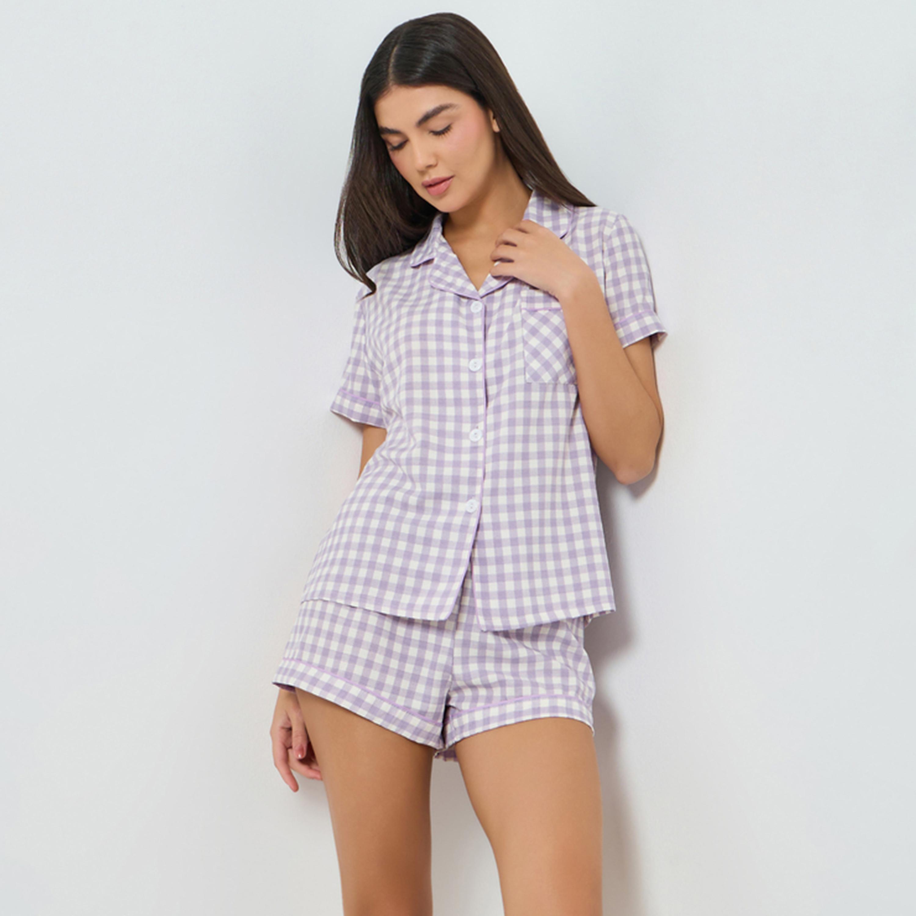 مجموعة من شورت وبلوزة بنمط جينجهام-women-clothing-nightwear-pyjamas-shortsets-image-5
