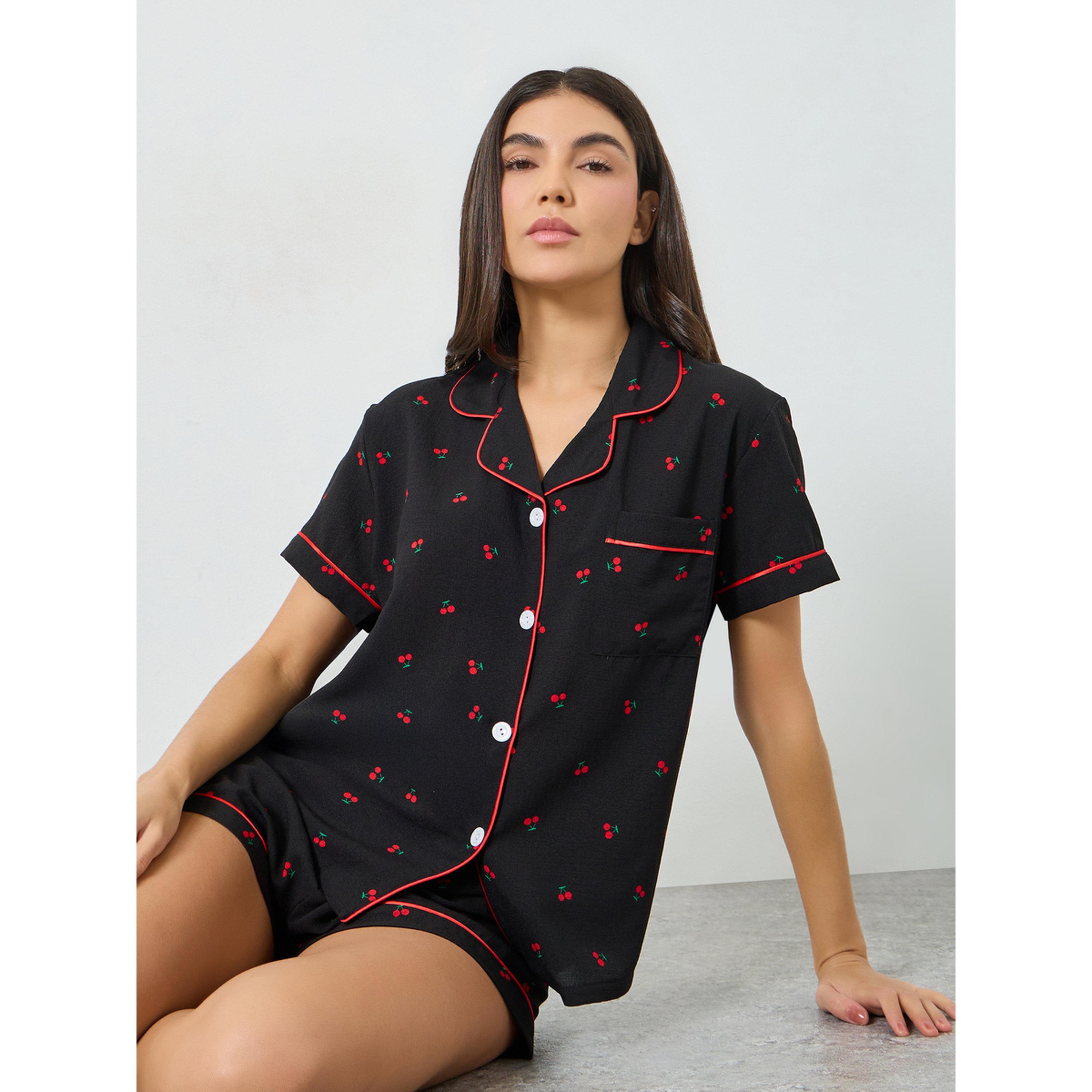 مجموعة من شورت وبلوزة بطبعة كرز-women-clothing-nightwear-pyjamas-shortsets-image-2