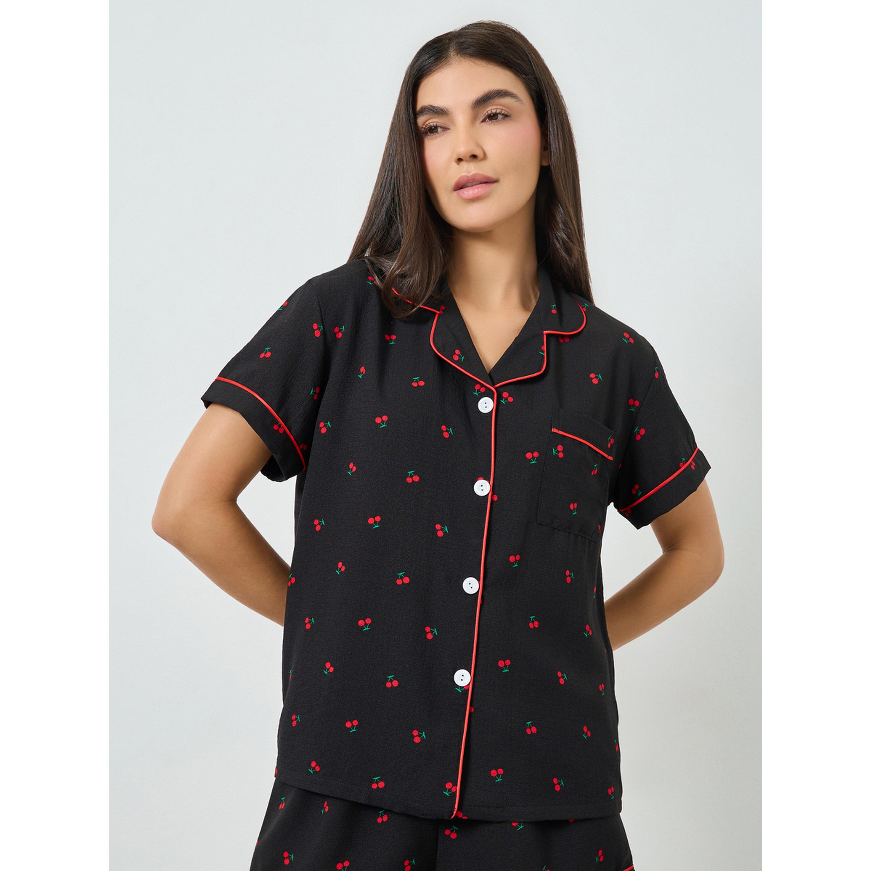 مجموعة من شورت وبلوزة بطبعة كرز-women-clothing-nightwear-pyjamas-shortsets-image-3