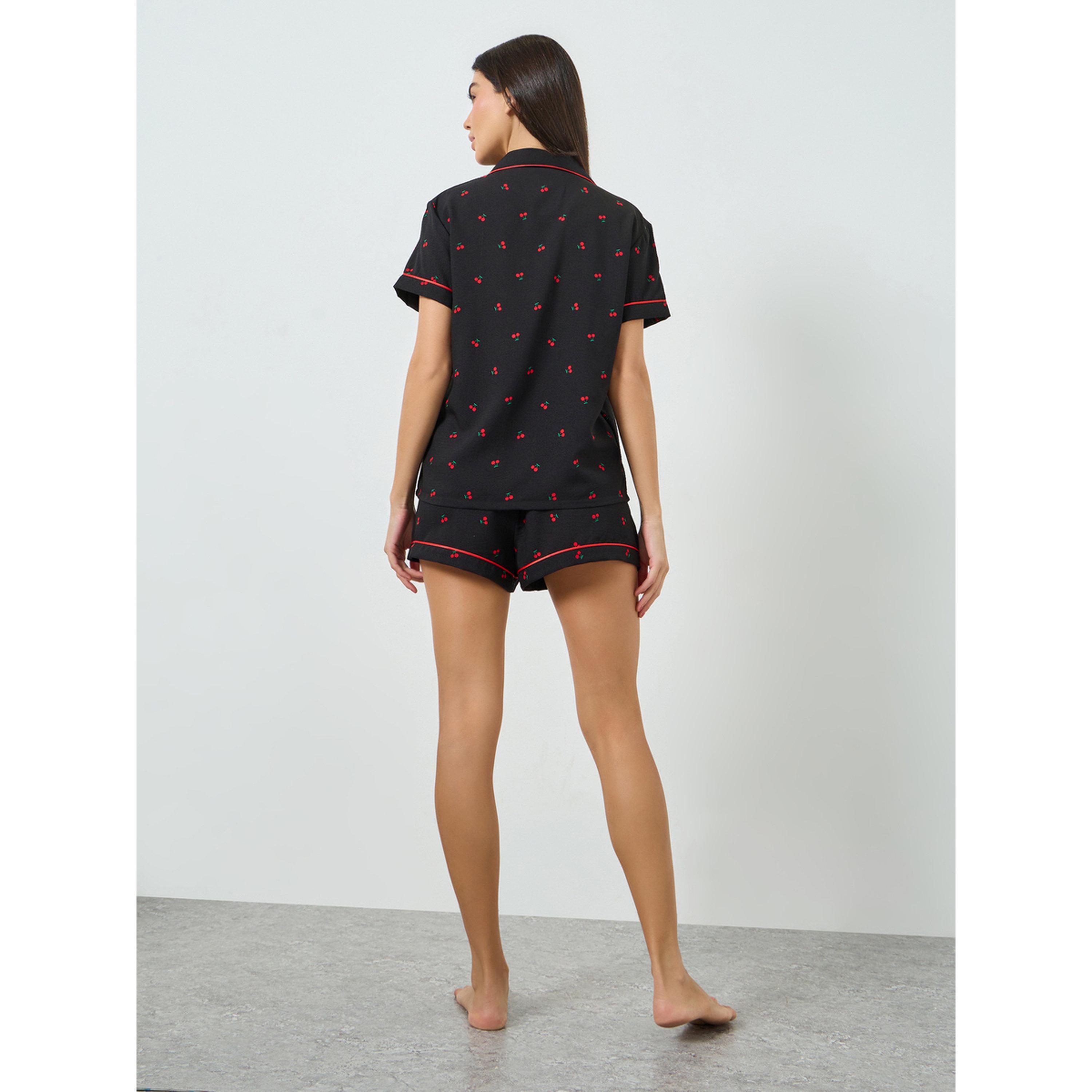 مجموعة من شورت وبلوزة بطبعة كرز-women-clothing-nightwear-pyjamas-shortsets-image-4