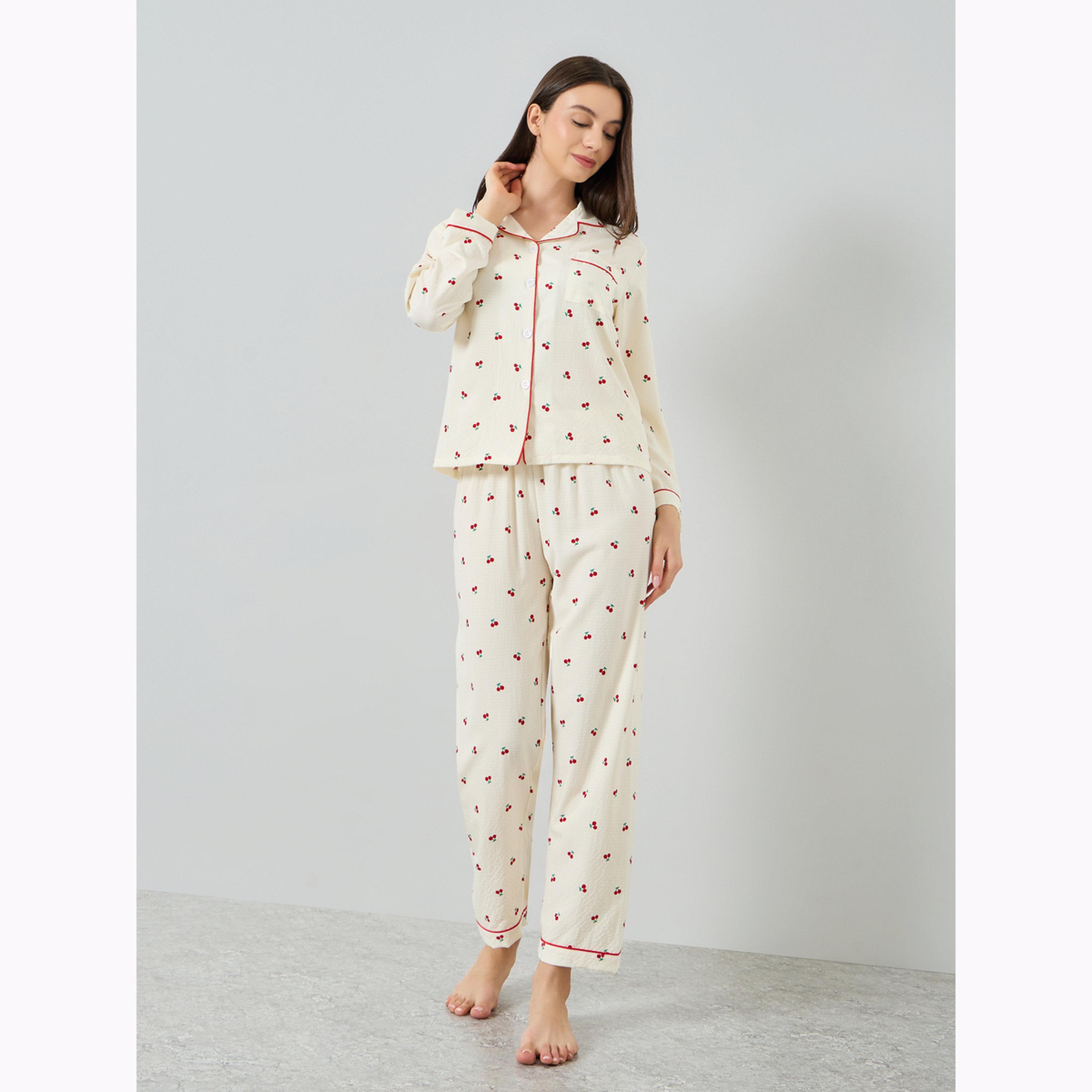 طقم بيجاما من بنطال وبلوزة بأكمام طويلة وطبعة كرز-women-clothing-nightwear-pyjamas-longsets-image-1