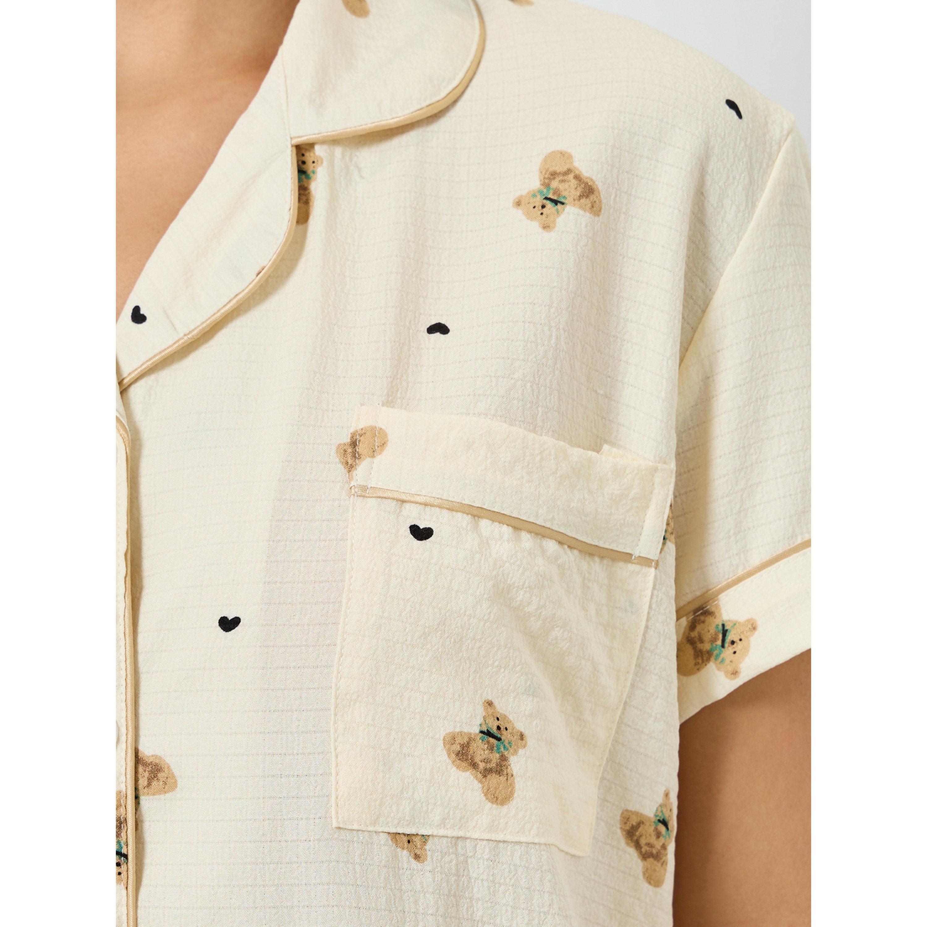 مجموعة من شورت وبلوزة بطبعة دبدوب-women-clothing-nightwear-pyjamas-shortsets-image-1
