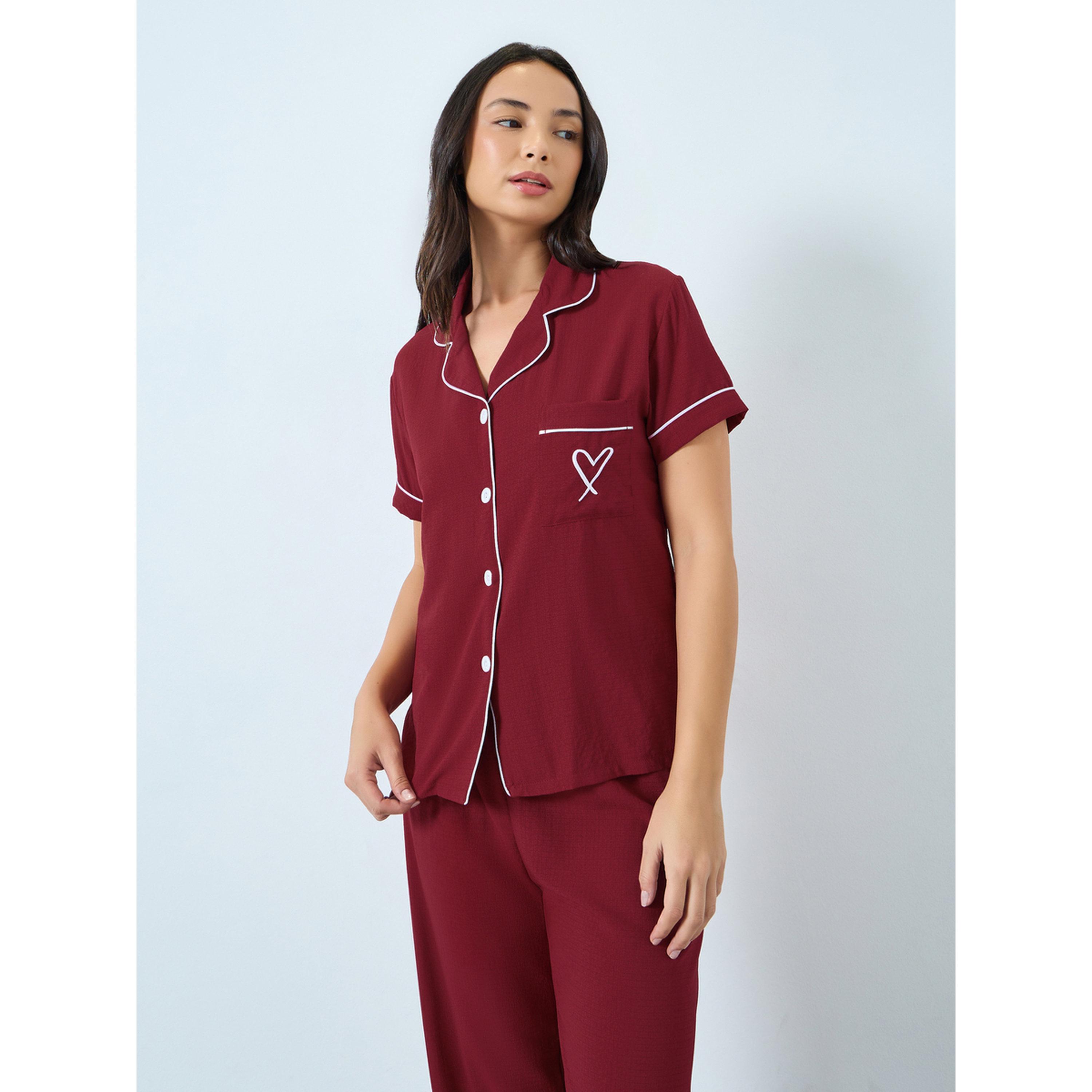 طقم بيجاما من بنطال وبلوزة بتفاصيل جيب وقلب-women-clothing-nightwear-pyjamas-longsets-image-3