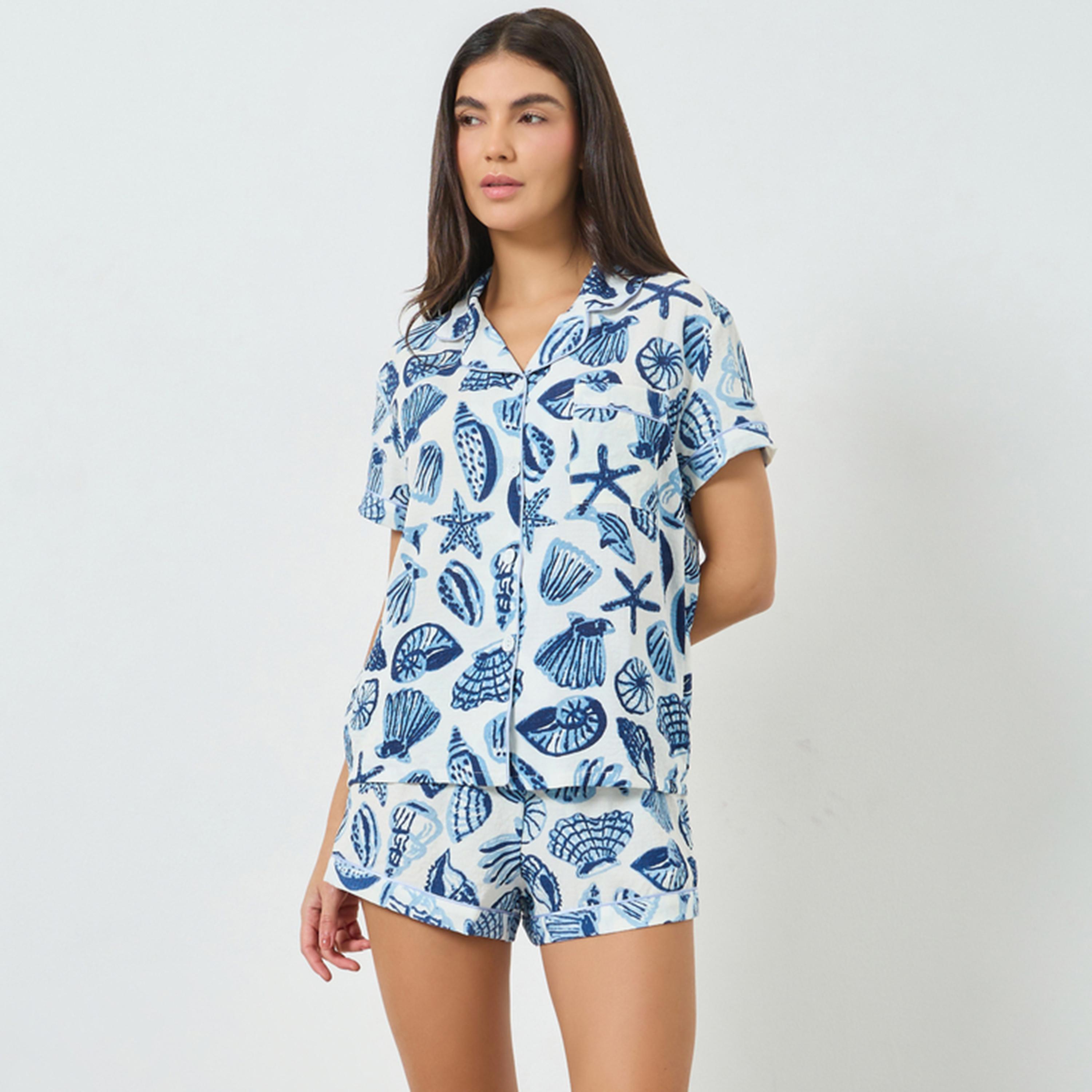 مجموعة من شورت وبلوزة بطبعة صدف-women-clothing-nightwear-pyjamas-shortsets-image-5