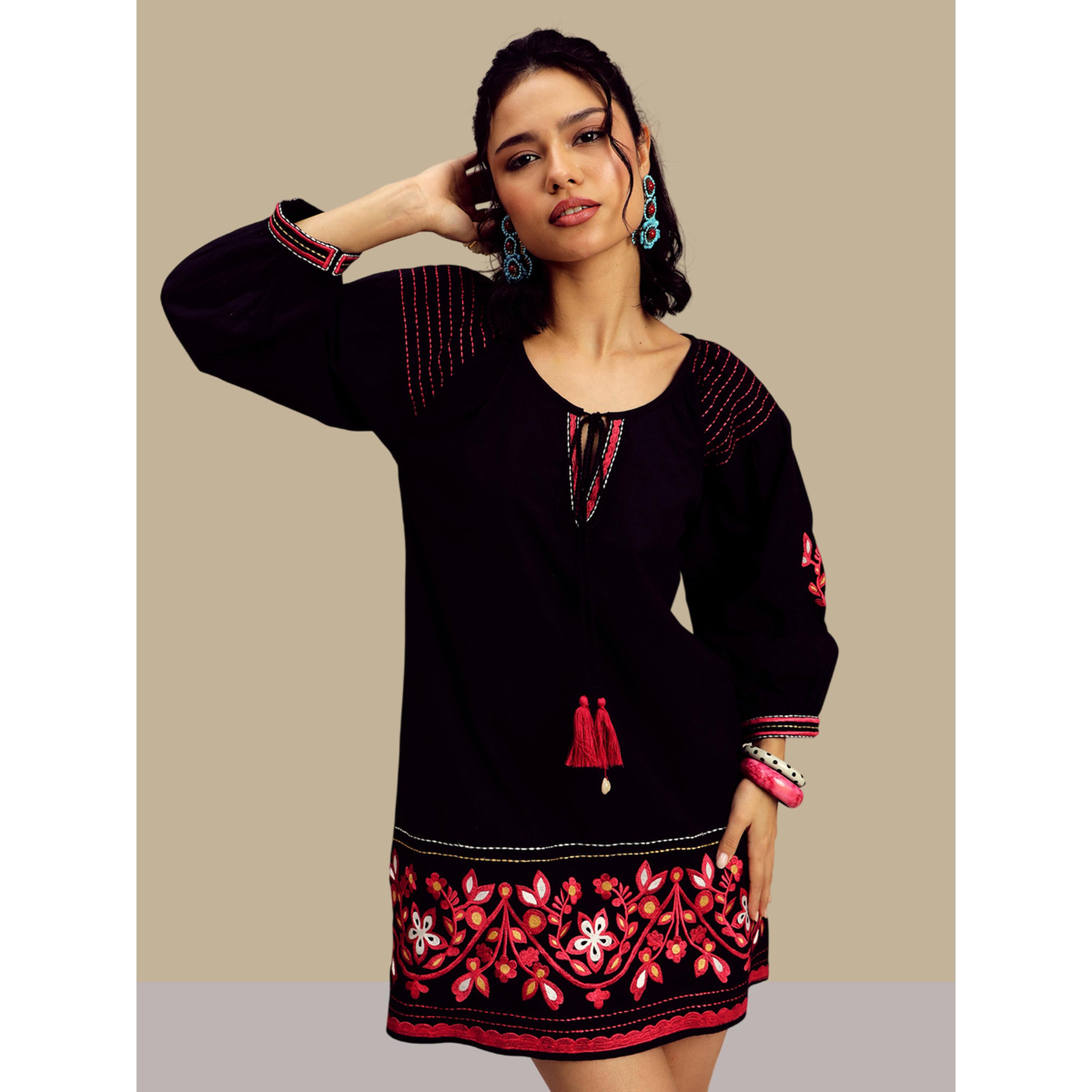 فستان قصير بوبلين مطرز أسود-women-clothing-dresses-image-1