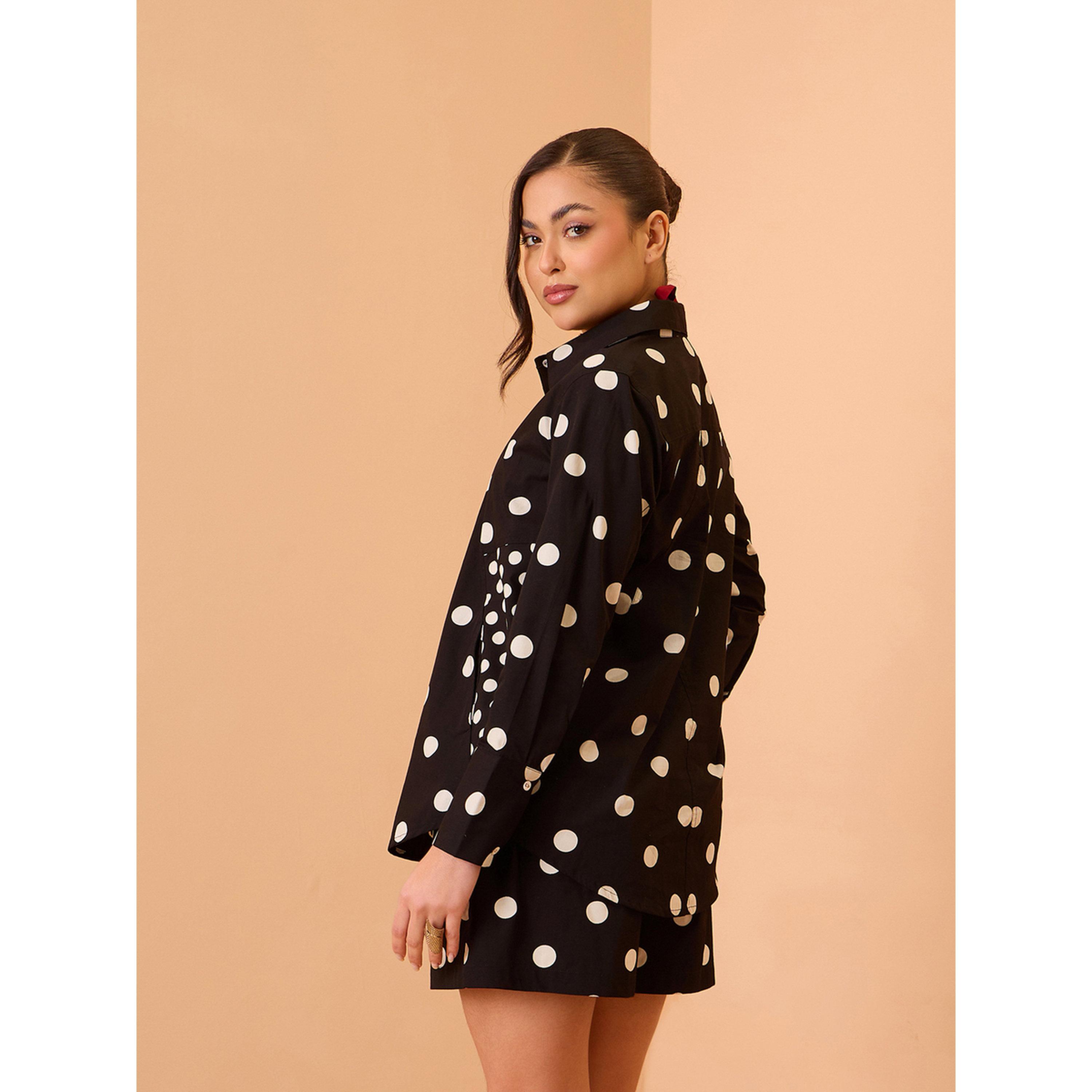 طقم منسق من شورت وبلوزة قطن بطبعة منقطة أسود-women-clothing-coordsets-image-4