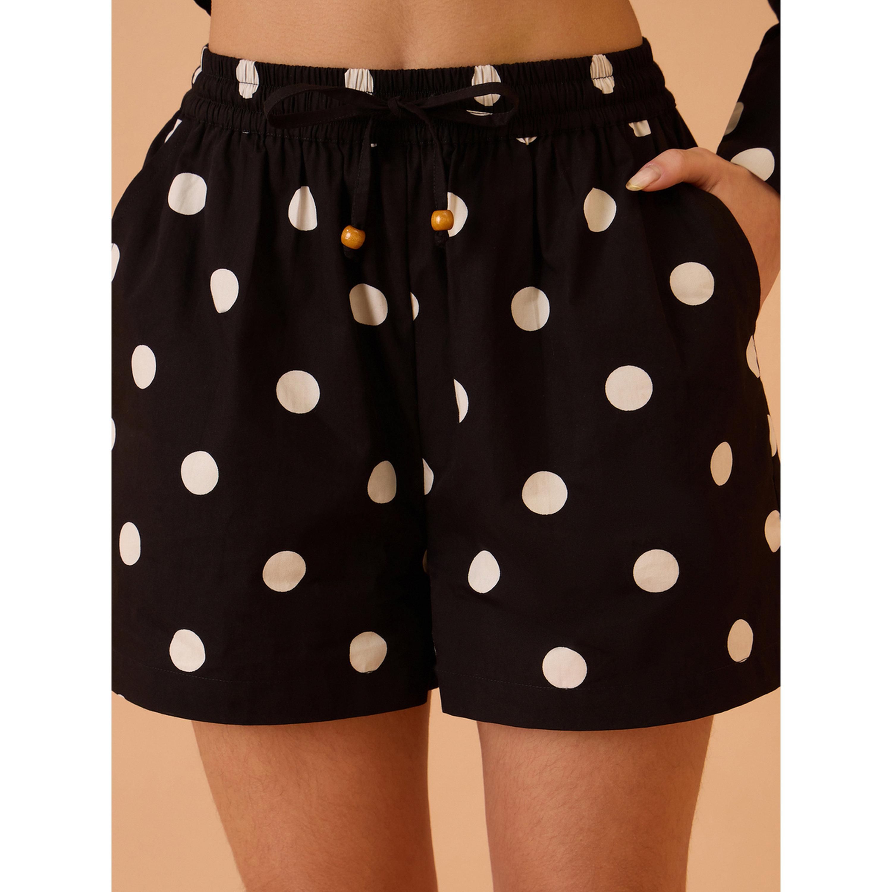 طقم منسق من شورت وبلوزة قطن بطبعة منقطة أسود-women-clothing-coordsets-image-5