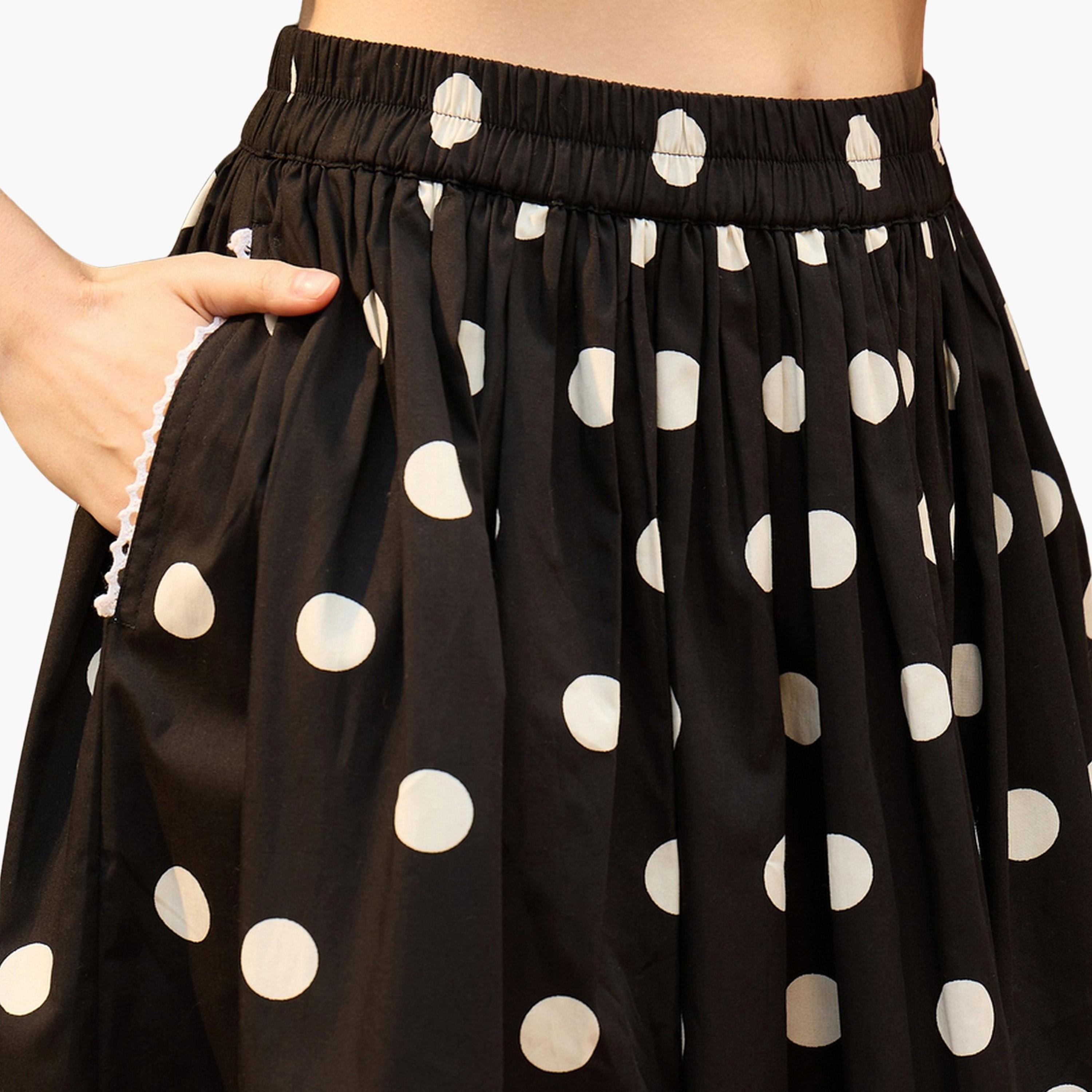 طقم منسق من تنورة وبلوزة قصيرة بطبعة منقطة أسود-women-clothing-coordsets-image-5