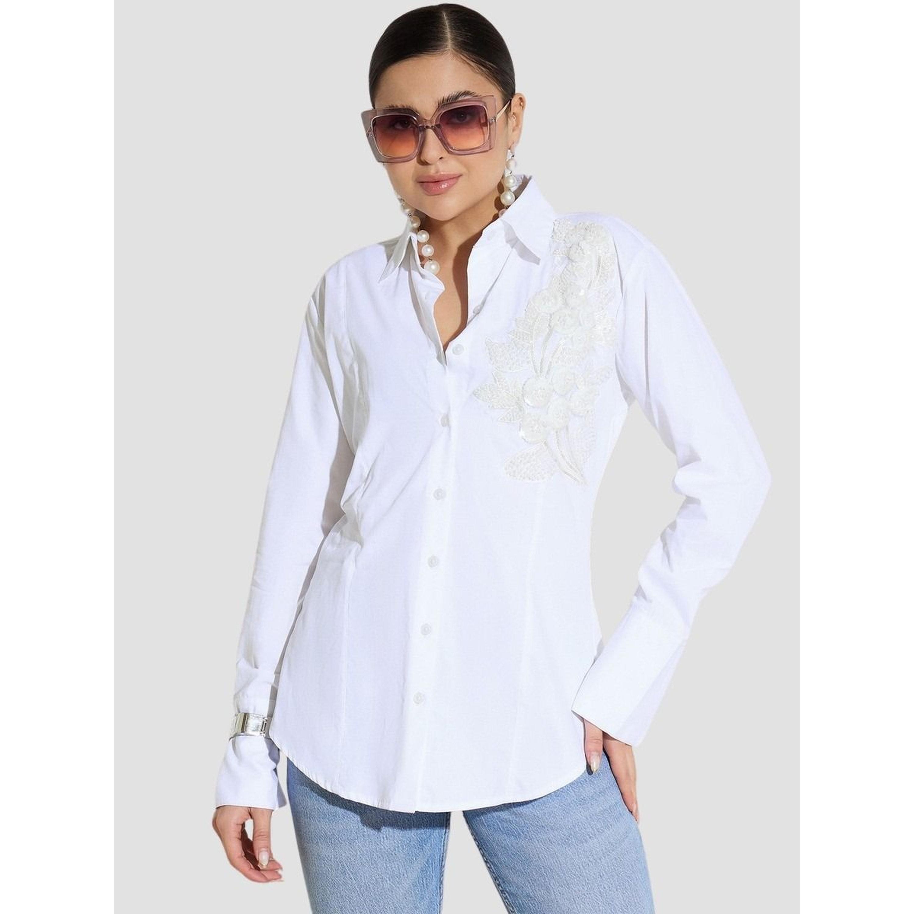 بلوزة قصة ضيقة بتفاصيل دانتيل مزينة أبيض-women-clothing-shirtsandblouses-shirts-image-1