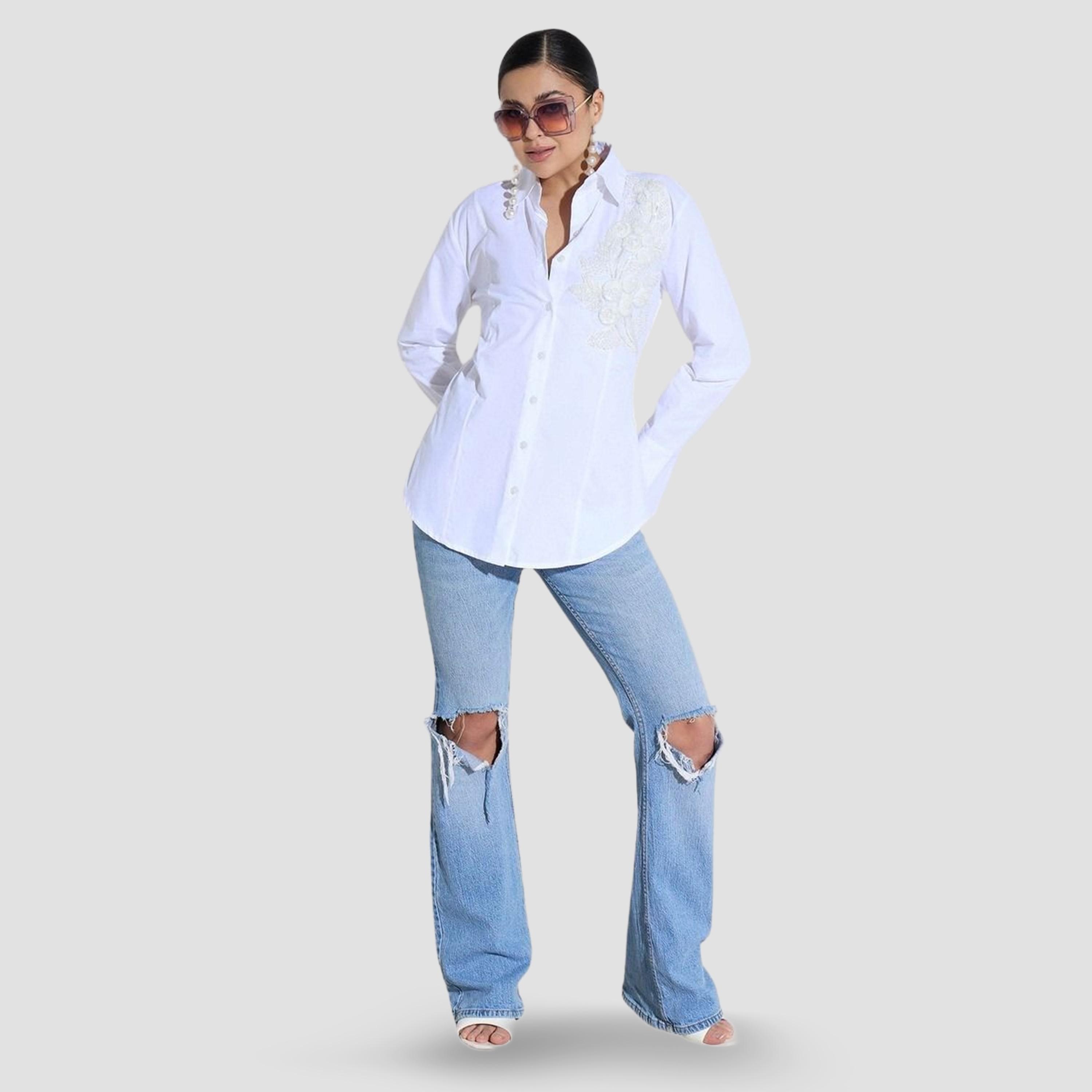 بلوزة قصة ضيقة بتفاصيل دانتيل مزينة أبيض-women-clothing-shirtsandblouses-shirts-image-2