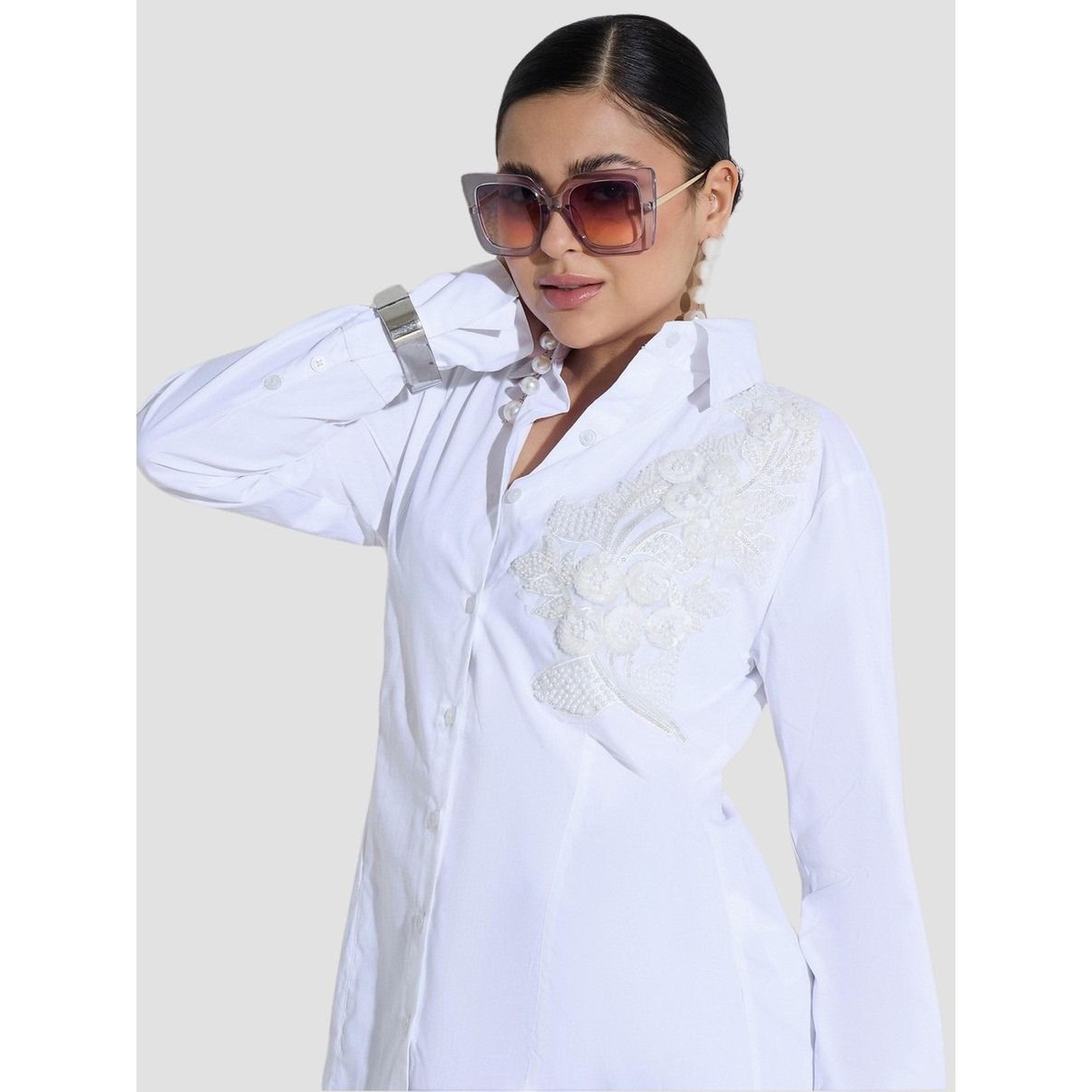 بلوزة قصة ضيقة بتفاصيل دانتيل مزينة أبيض-women-clothing-shirtsandblouses-shirts-image-4