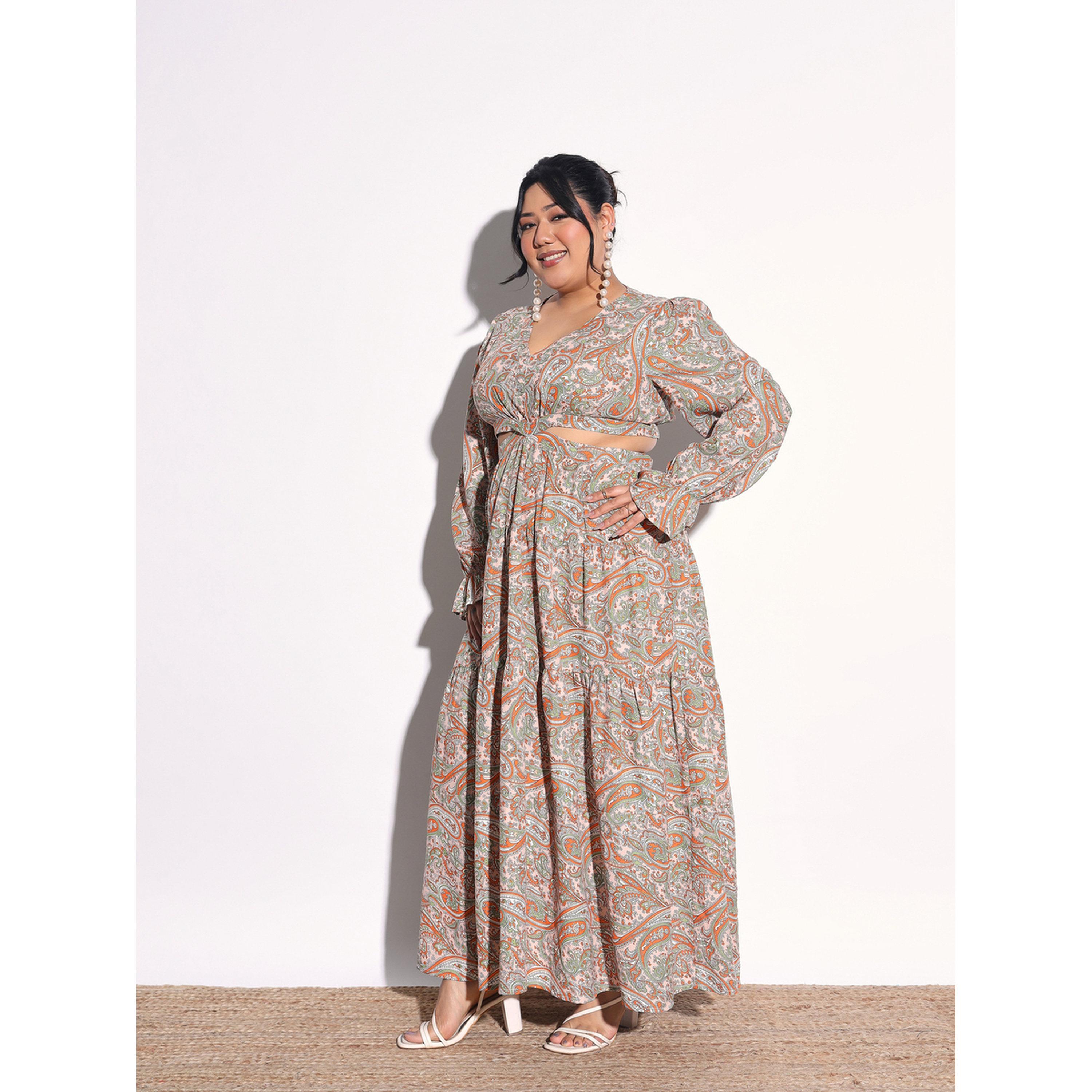 فستان طويل بطبعات بيزلي وتفاصيل فتحات بمقاس كبير-women-clothing-dresses-image-3