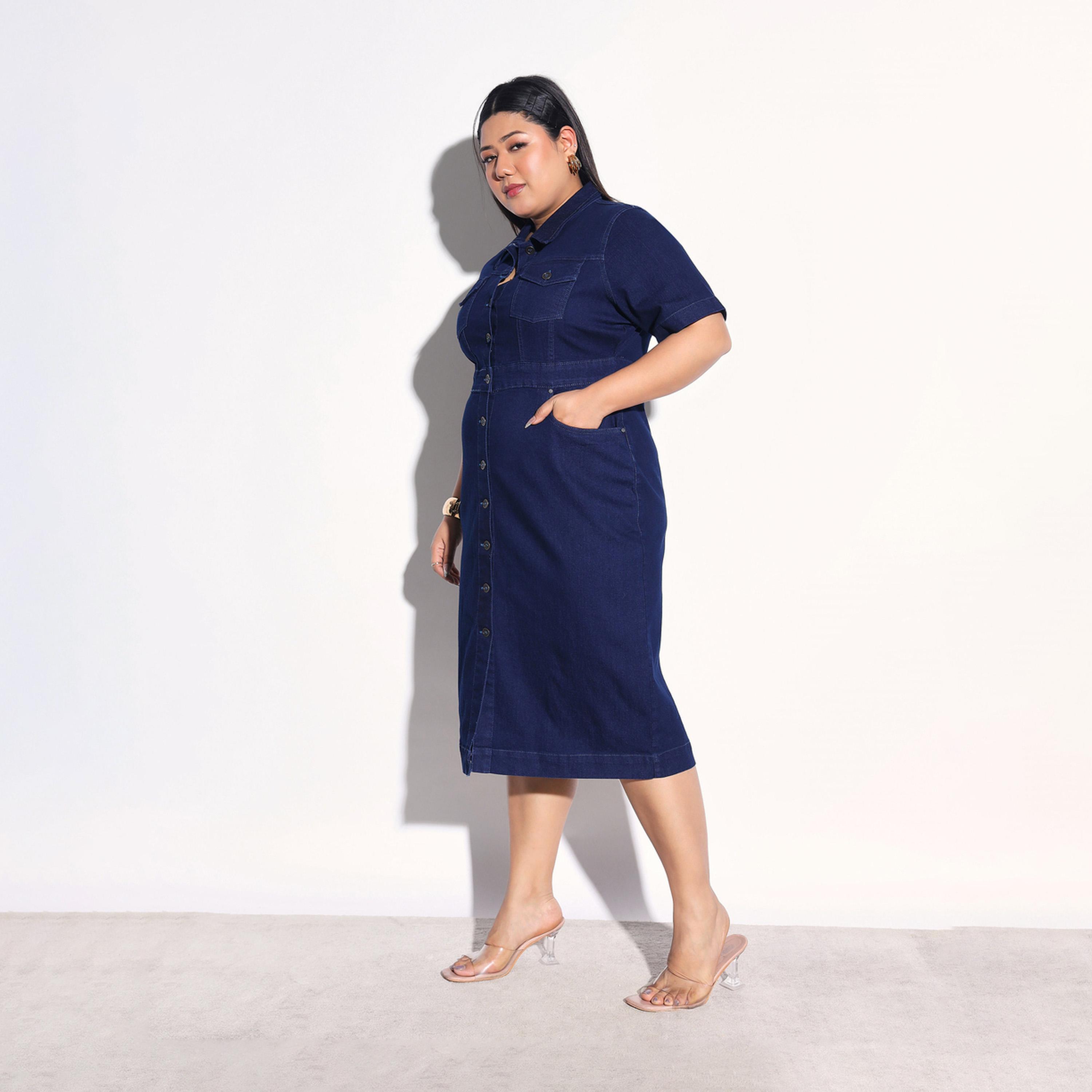 فستان ميدي قميص دنيم بمقاس كبير وبأزرار أمامية-women-clothing-dresses-image-3