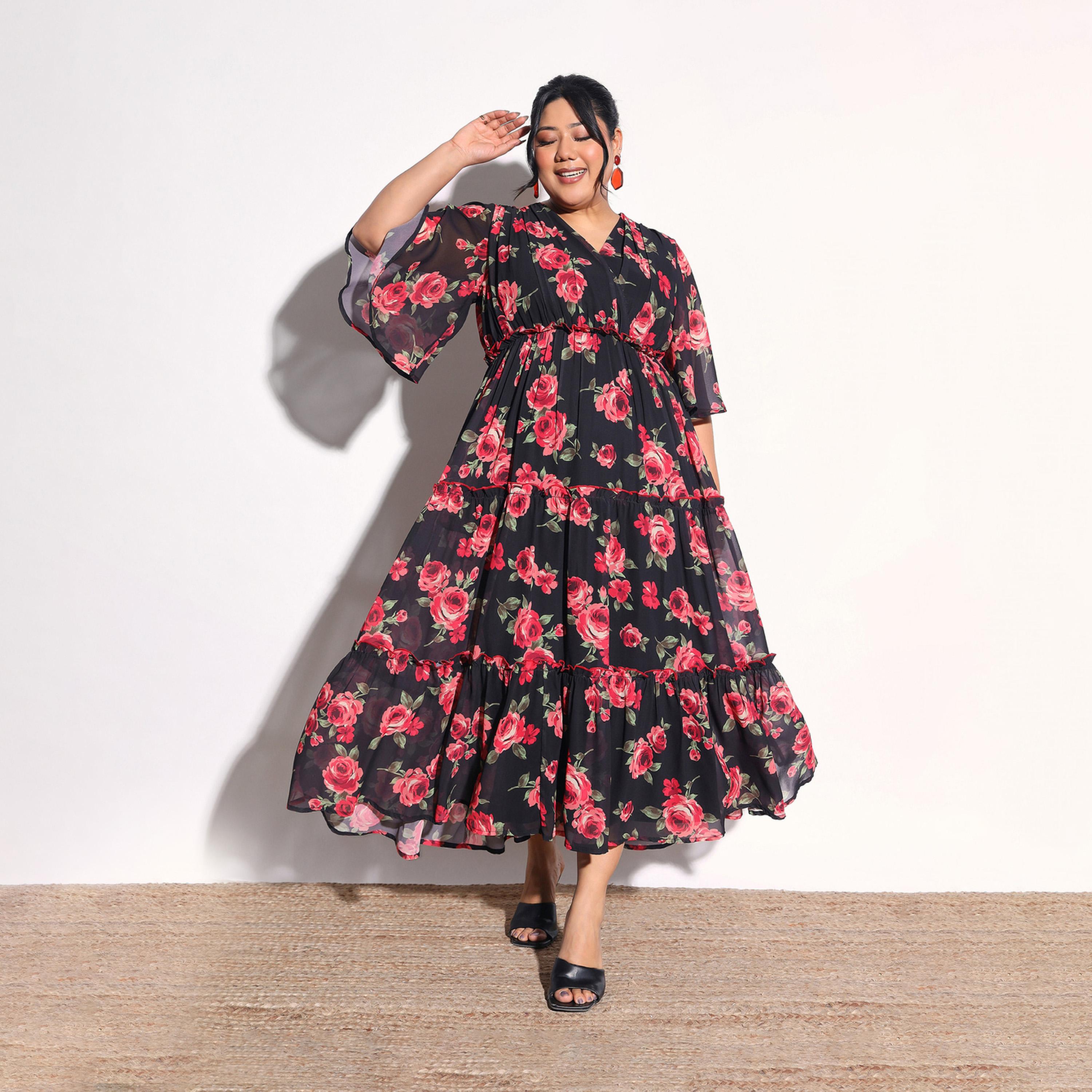 فستان طويل بطبقات وأكمام واسعة وطبعة زهور مقاس كبير-women-clothing-dresses-image-1