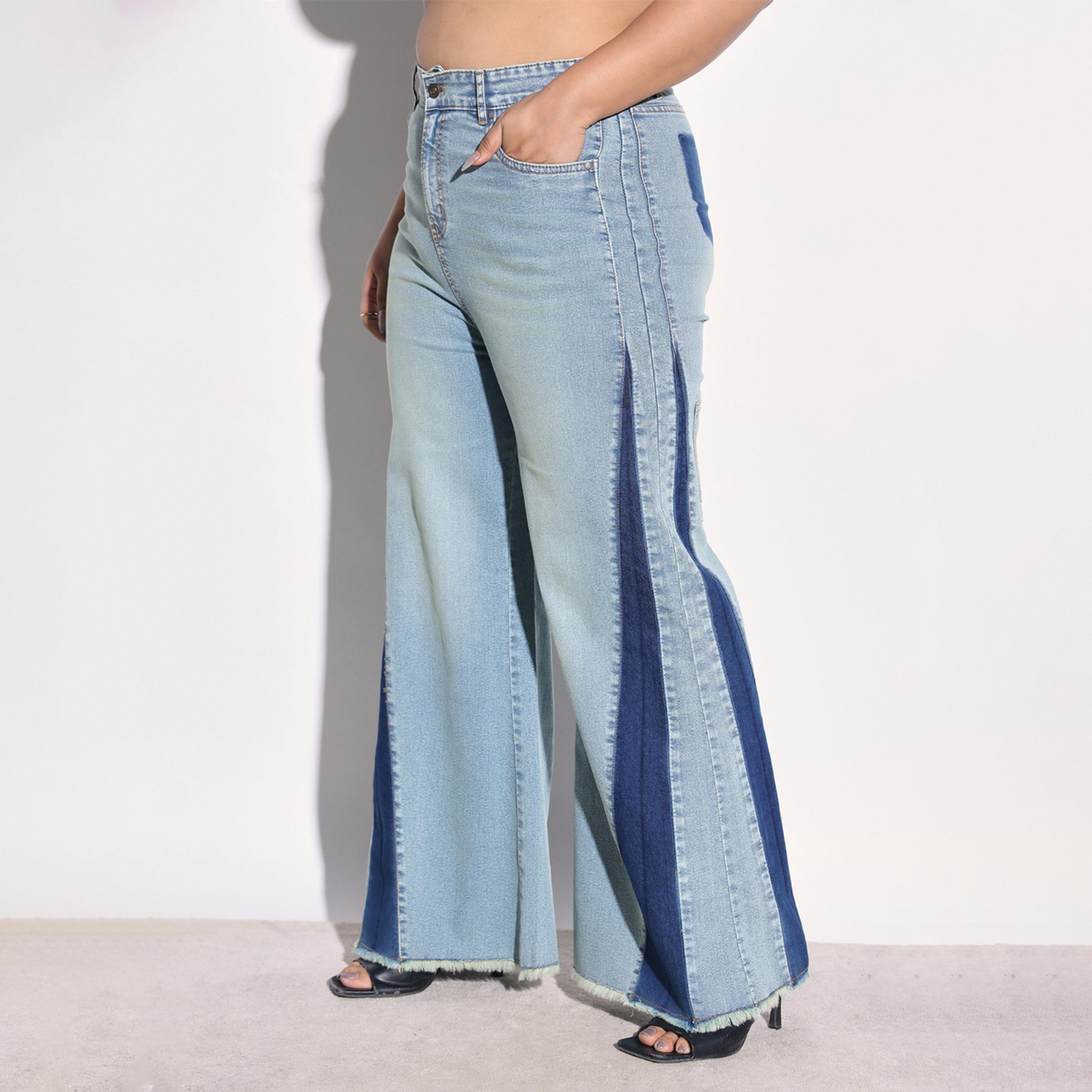 ساسافراس × ستايلي - بنطلون جينز واسع الساقين مقاس واسع، مزين بخطوط جانبية ملونة-women-clothing-bottoms-jeans-image-1