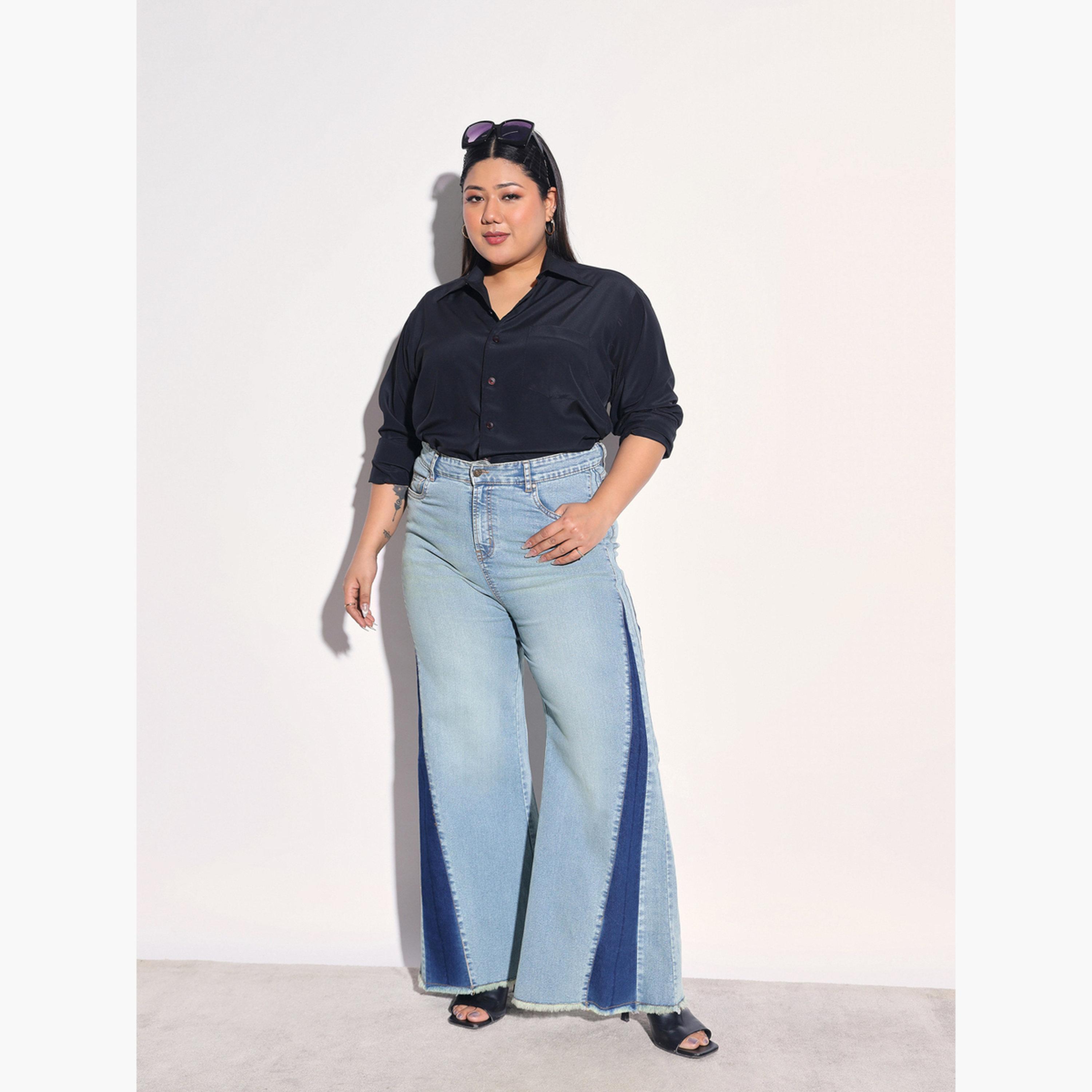 ساسافراس × ستايلي - بنطلون جينز واسع الساقين مقاس واسع، مزين بخطوط جانبية ملونة-women-clothing-bottoms-jeans-image-2
