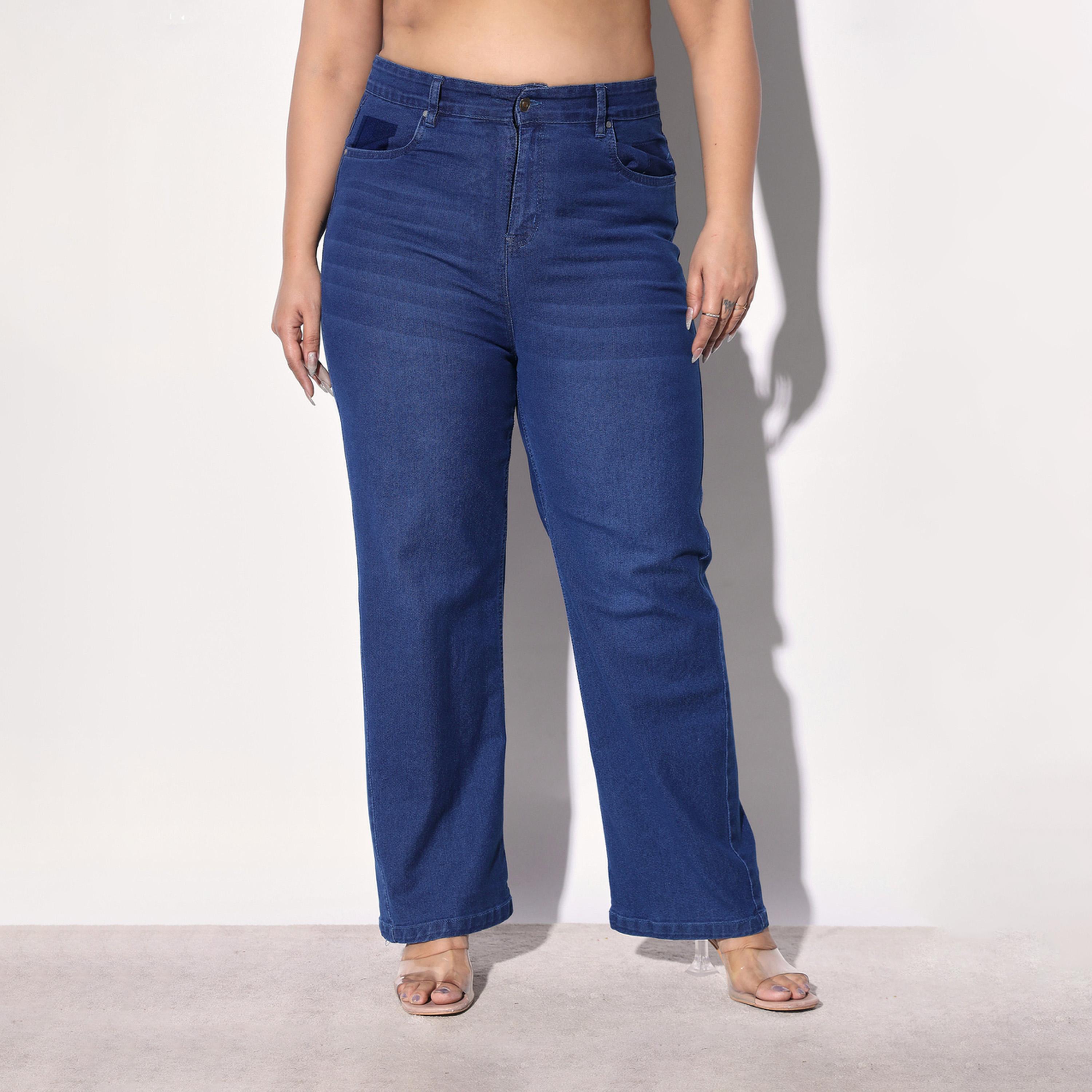 جينز بقصة مستقيمة وتفاصيل ويسكر مقاس كبير-women-clothing-bottoms-jeans-image-1