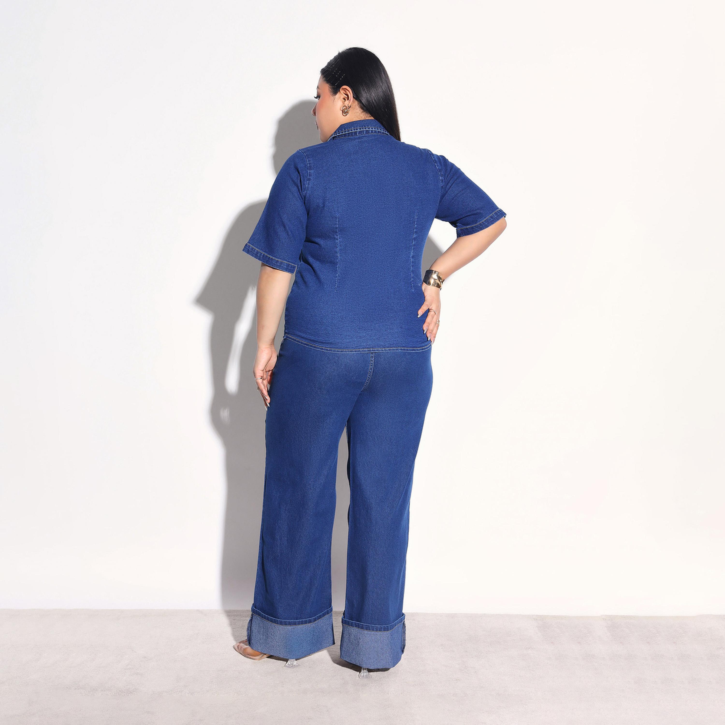 طقم منسق من جينز بحواف مطوية وبلوزة دنيم بتفاصيل درزات مقاس كبير-women-clothing-coordsets-image-6