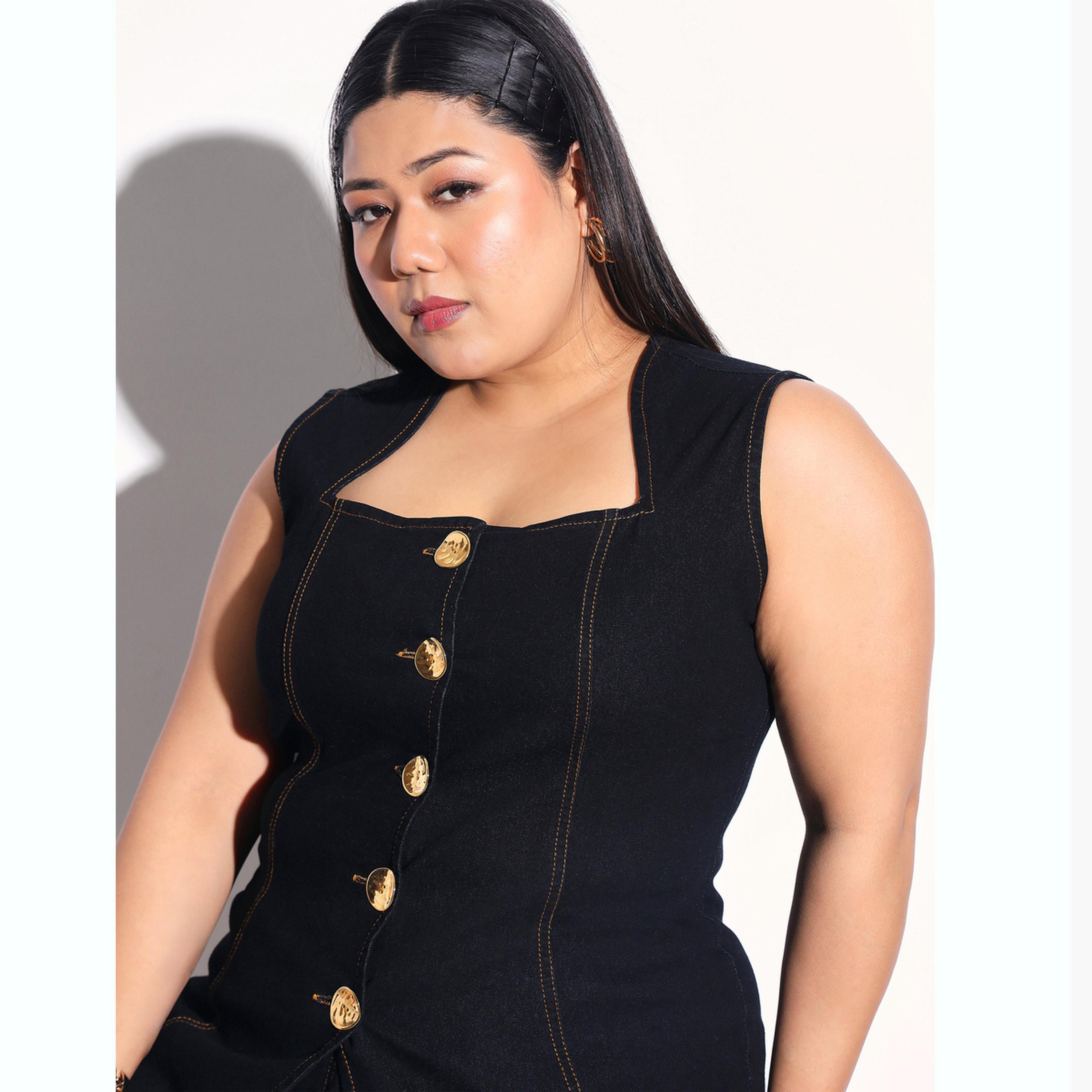 مجموعة بمقاس كبير من جينز بقصة موم وبلوزة دنيم بلا أكمام-women-clothing-coordsets-image-6