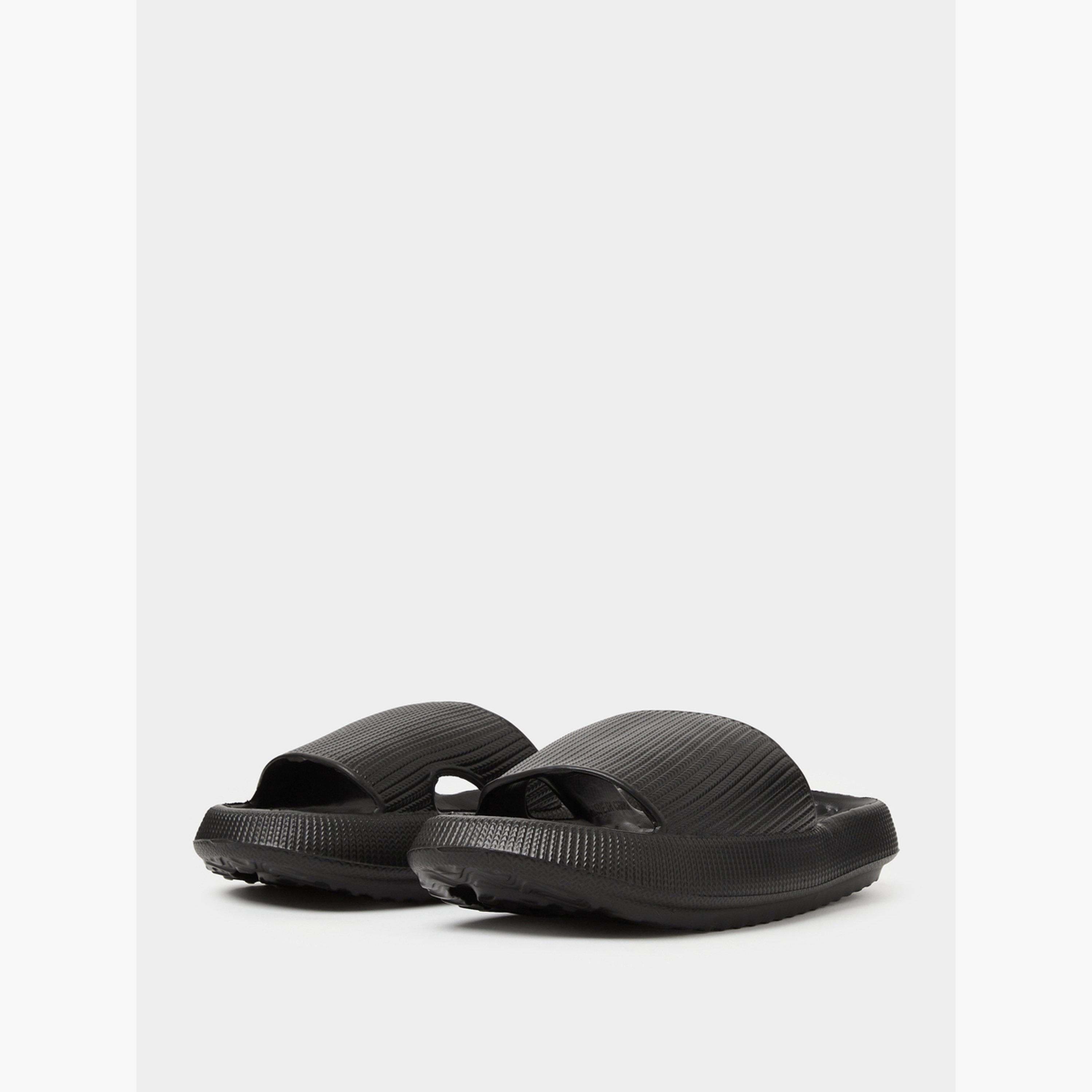 صندل سلايد مريح بتفاصيل بارزة الملمس باللون الأسود-women-shoes-flats-slides-image-1