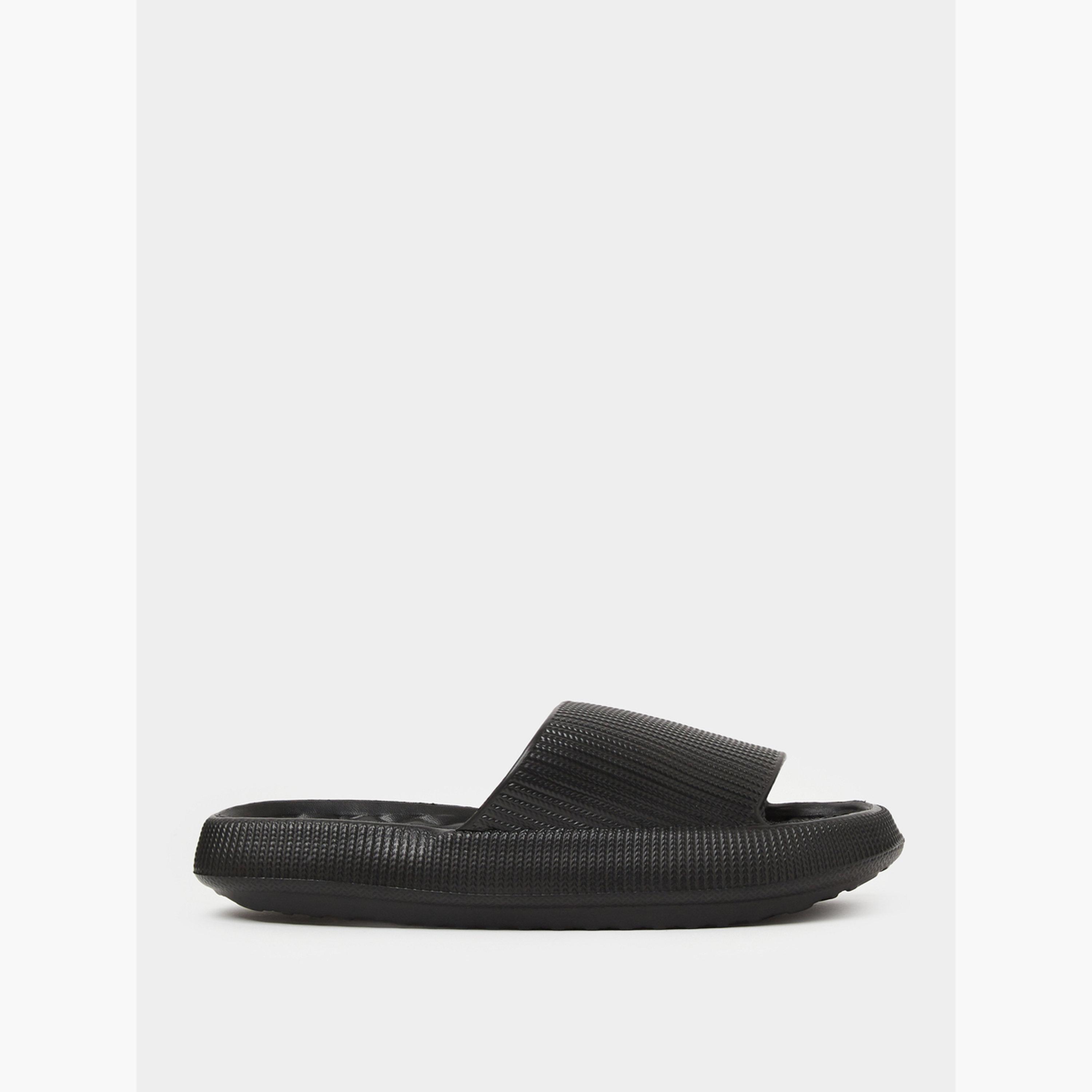 صندل سلايد مريح بتفاصيل بارزة الملمس باللون الأسود-women-shoes-flats-slides-image-2