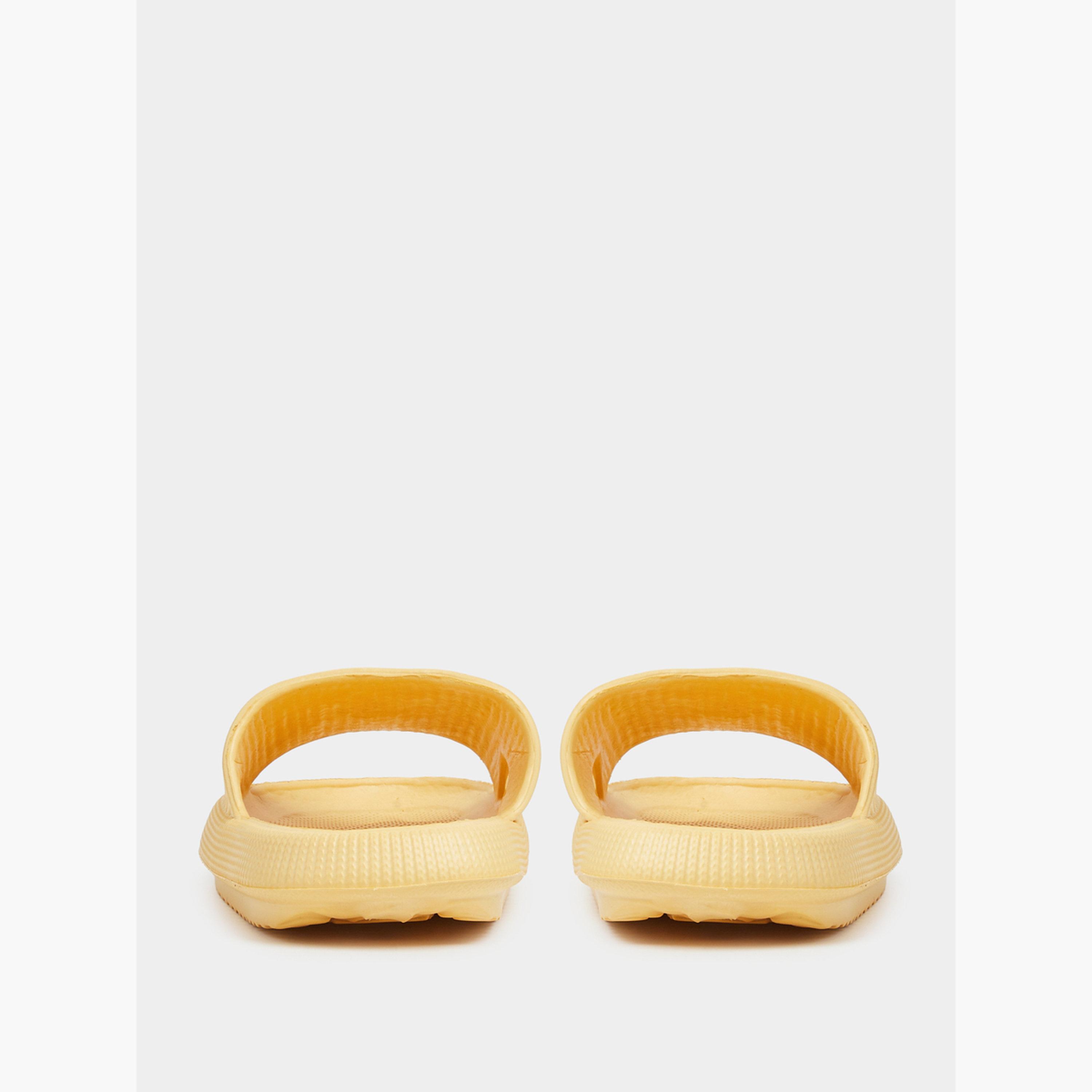 صندل سلايد بمقدمة مفتوحة بتفاصيل بارزة الملمس باللون الأصفر-women-shoes-flats-slides-image-5