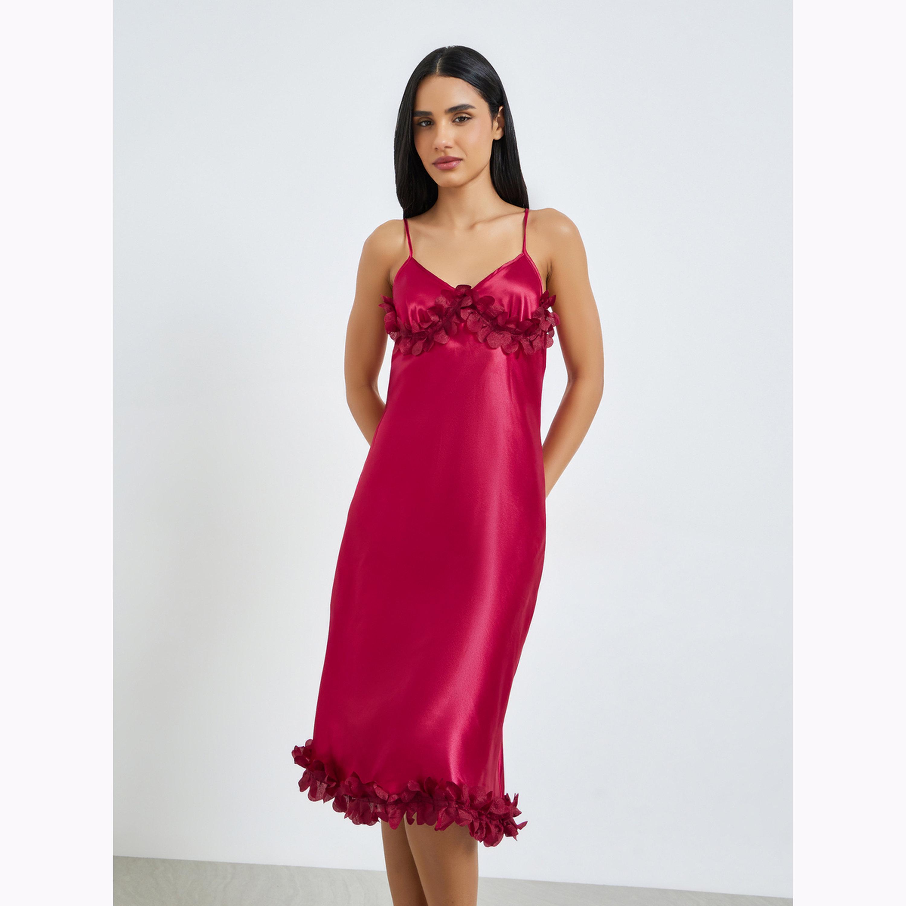 فستان بحمالات وتفاصيل زهور ثلاثية الأبعاد-women-clothing-nightwear-nighties-image-1