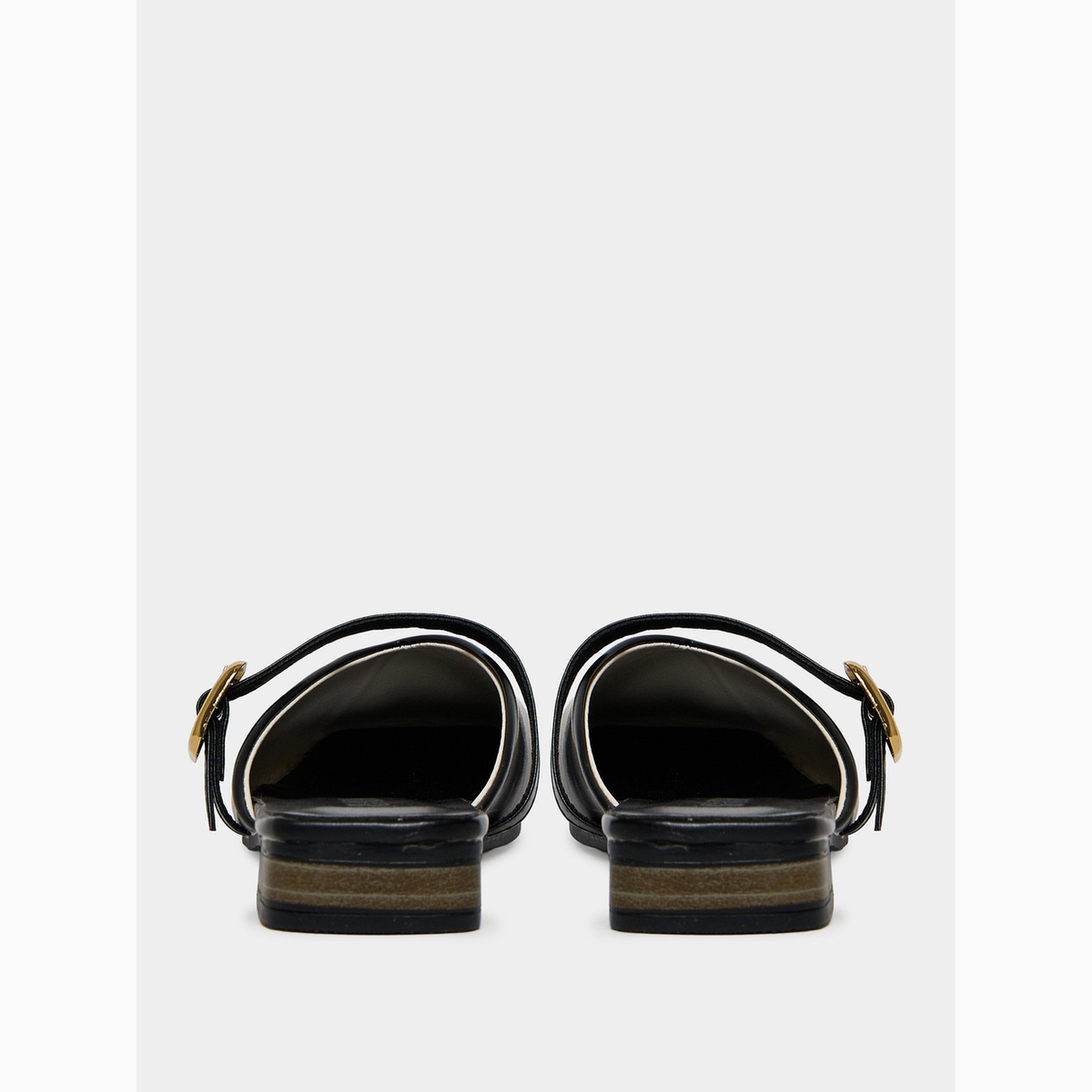 صندل فلات بإبزيم-women-shoes-heels-image-4