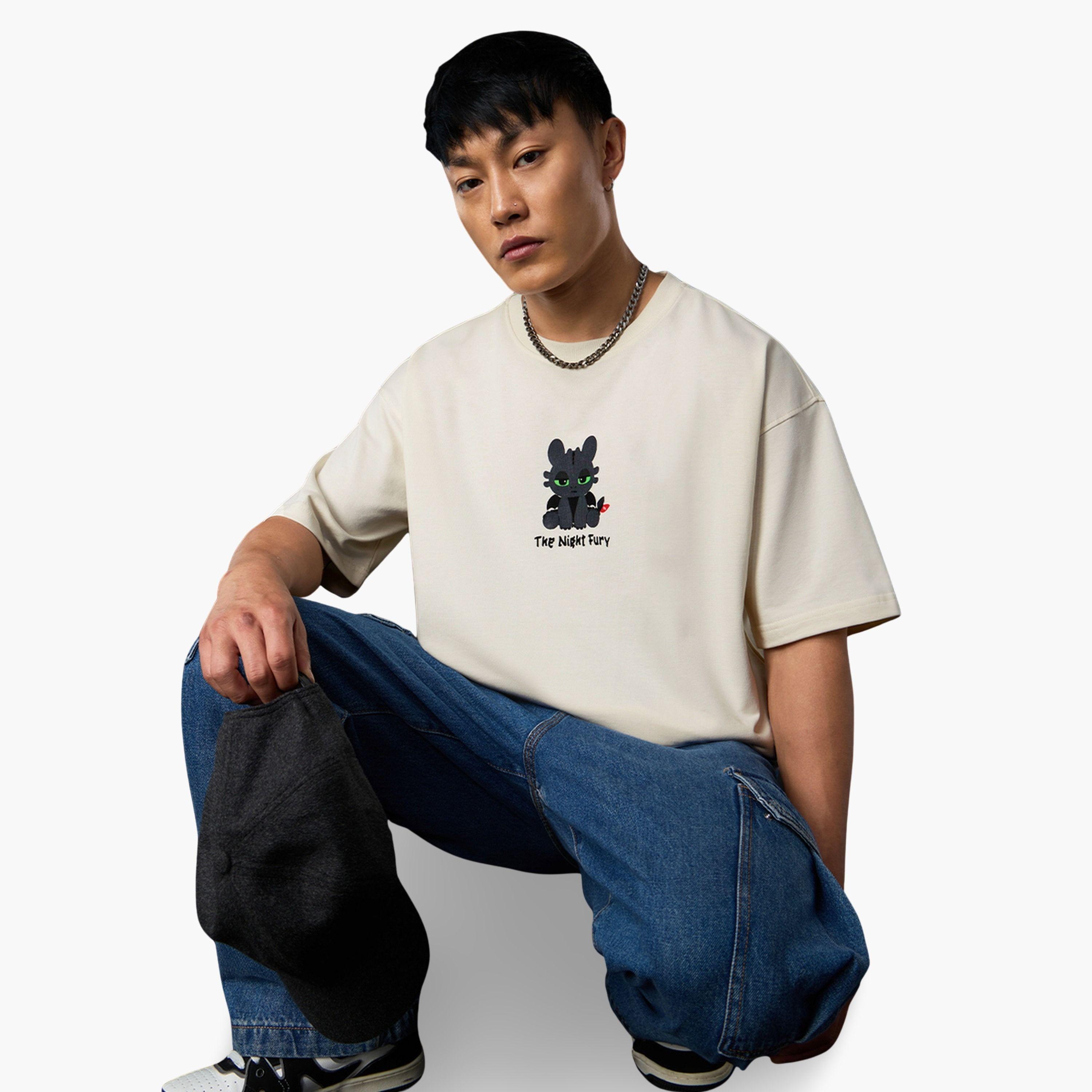 تيشيرت فضفاض بطبعة جرافيك نايت فيوري-men-clothing-tshirtsandpolos-tshirts-image-2