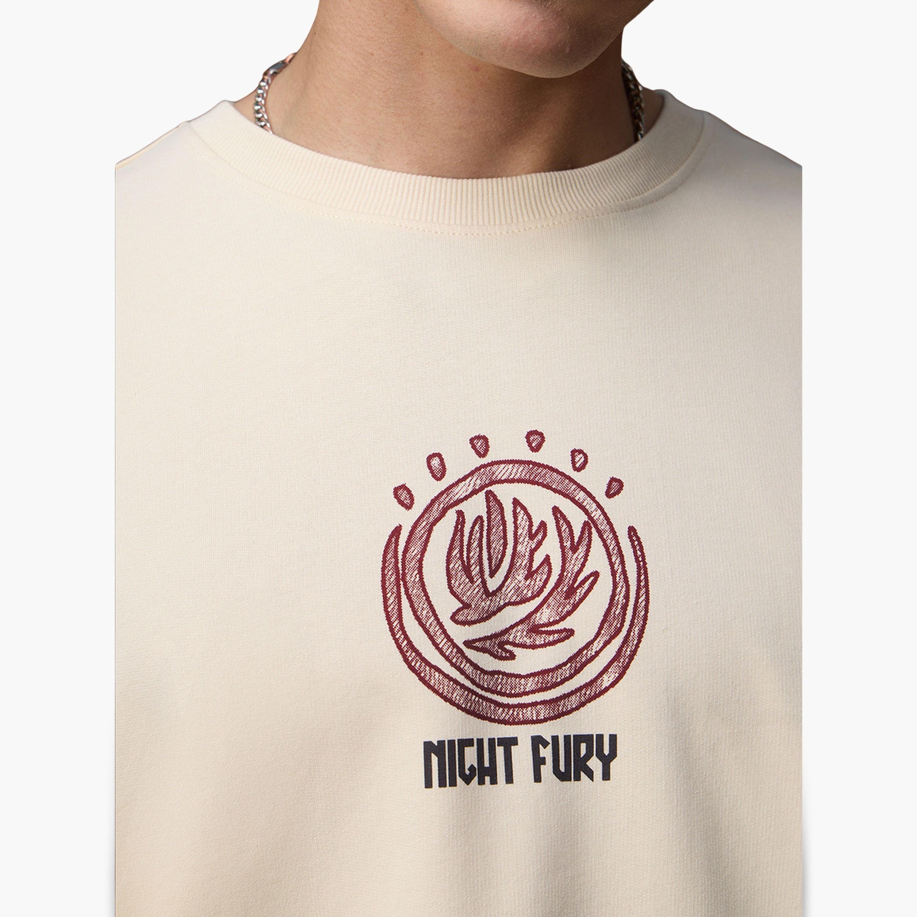 تيشيرت فضفاض بطبعة جرافيك نايت فيوري-men-clothing-tshirtsandpolos-tshirts-image-5