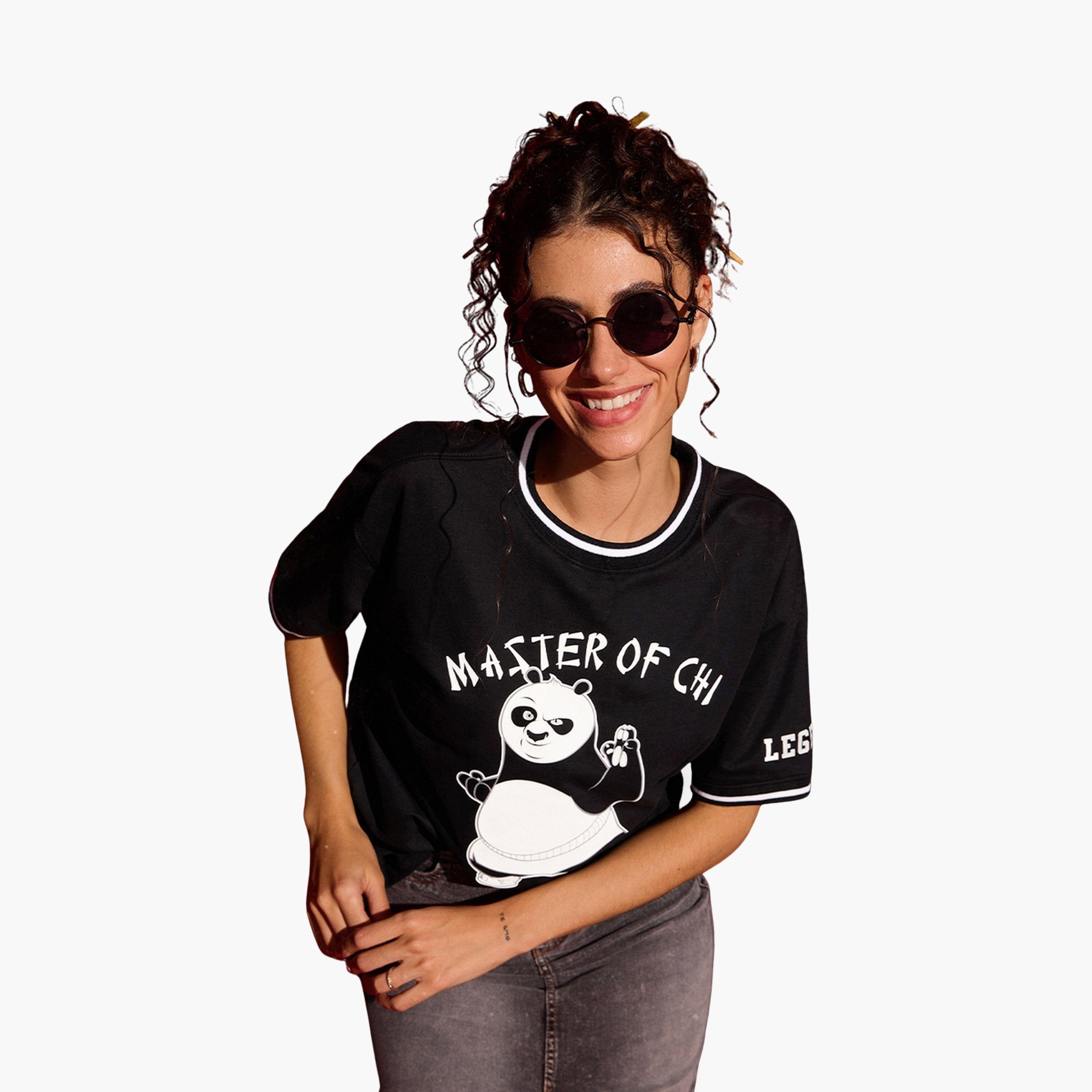 تيشيرت بقصة مريحة بطبعة جرافيك كونغ فو باندا-women-clothing-tshirts-image-5