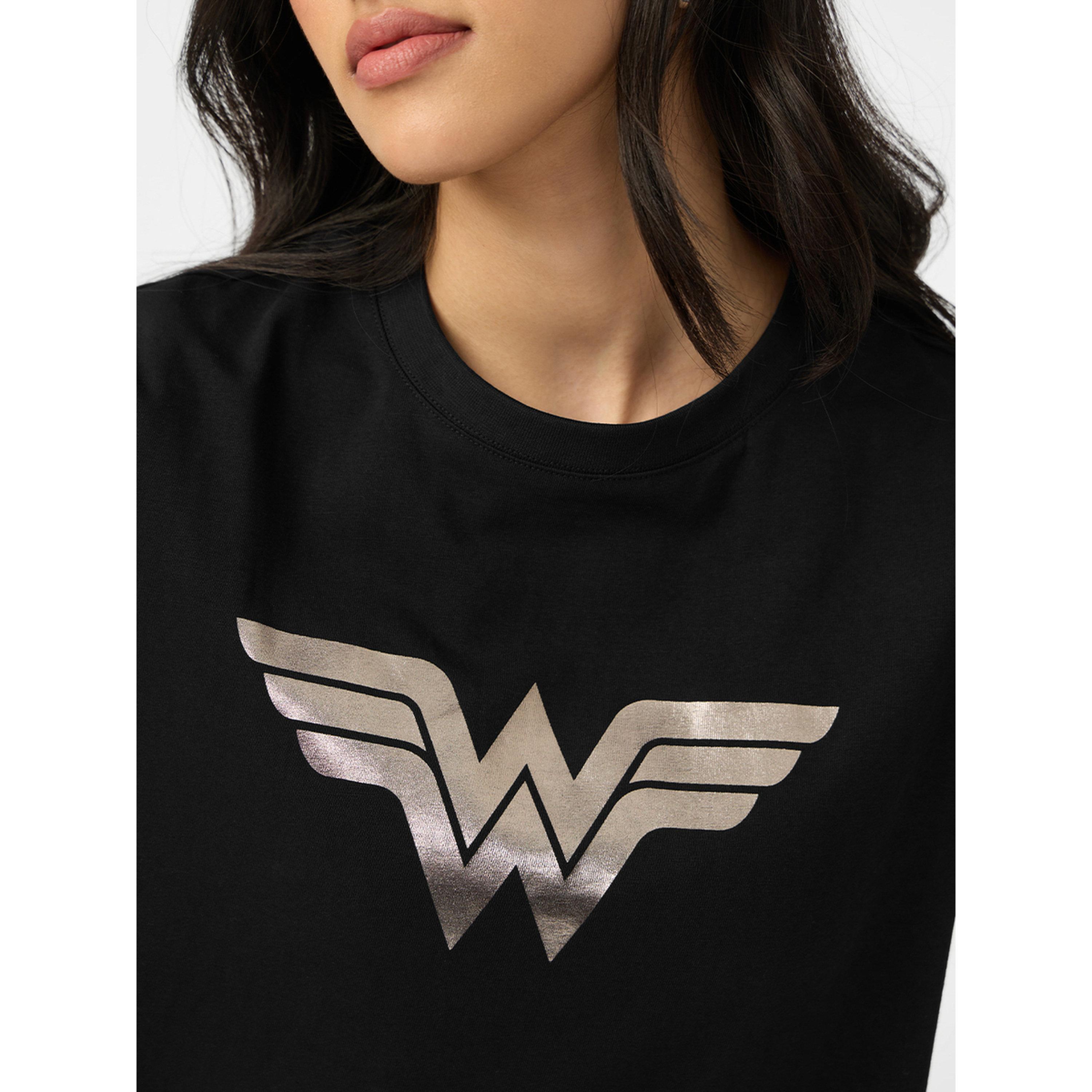 تيشيرت بشعار وندر وومان وقصة مربعة-women-clothing-tshirts-image-6