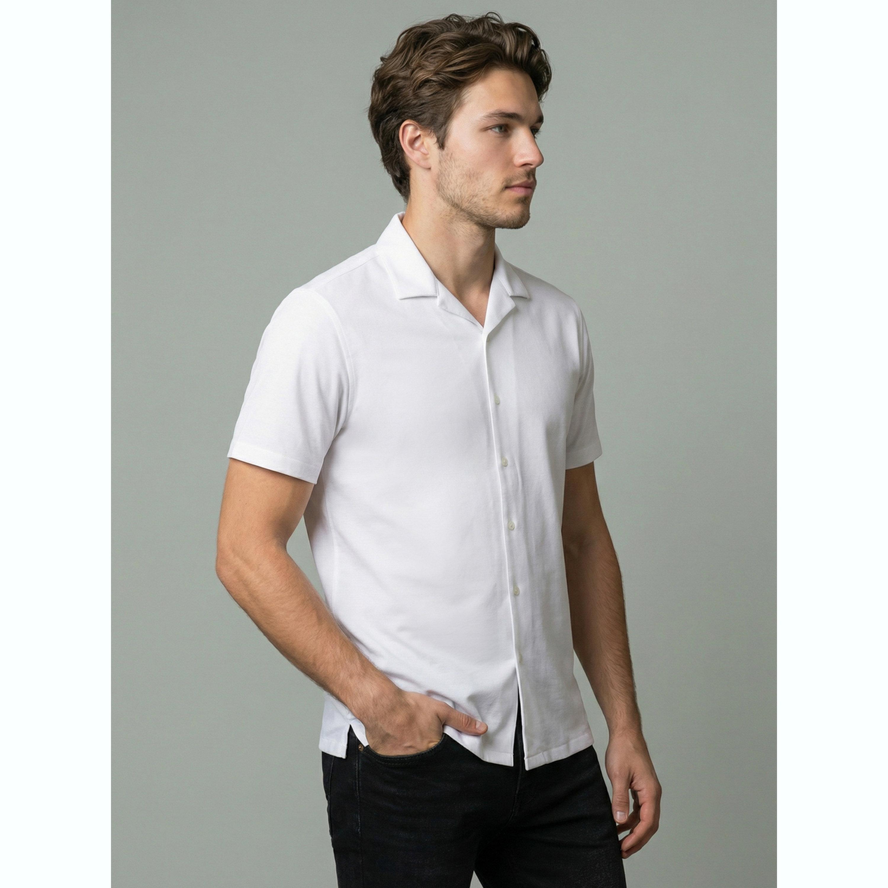 قميص بأكمام قصيرة وياقة كوبية رجالي لون أبيض-men-clothing-shirts-image-4