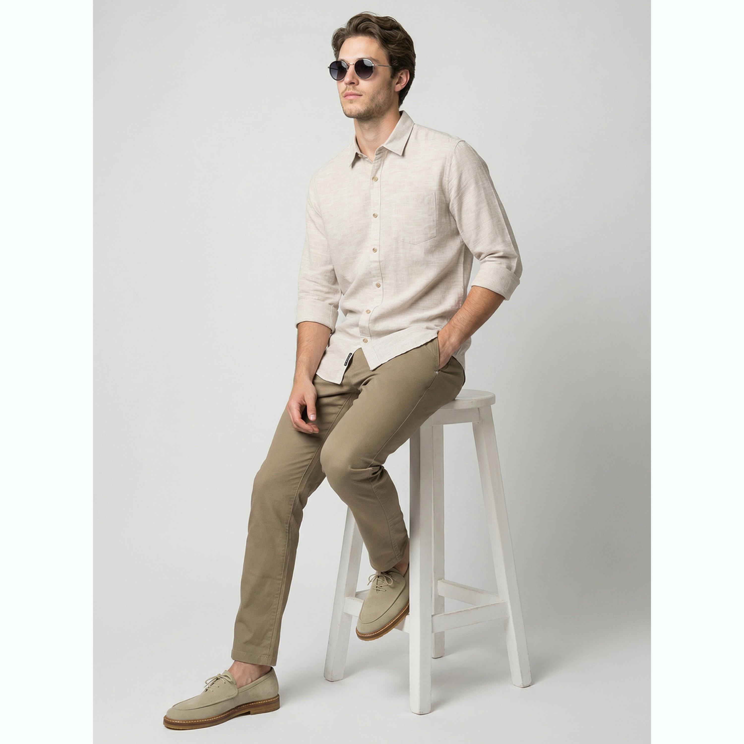 قميص بأكمام طويلة وتفاصيل بارزة الملمس رجالي لون بيج-men-clothing-shirts-image-2