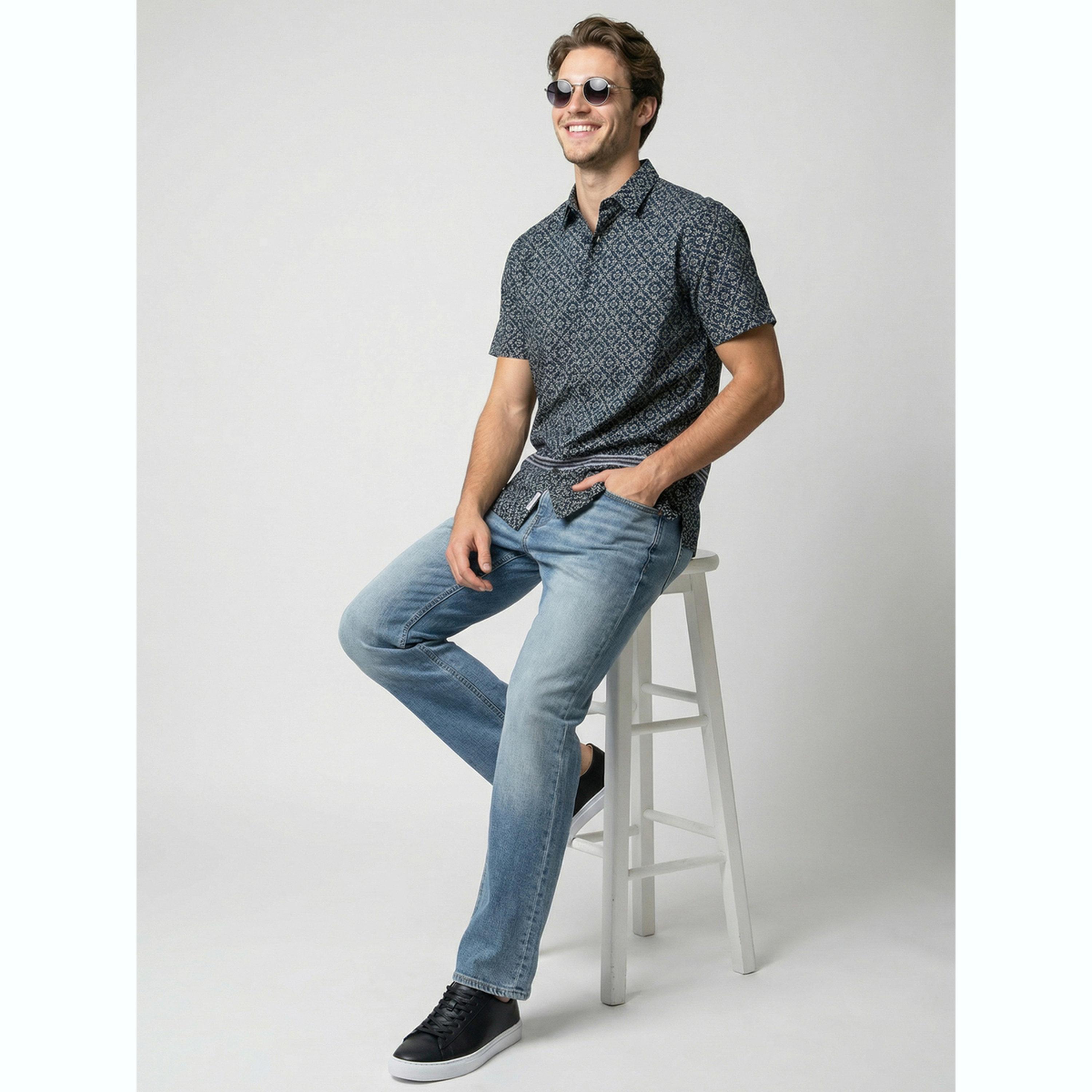 قميص أزرق بنقشات وأكمام قصيرة-men-clothing-shirts-image-2
