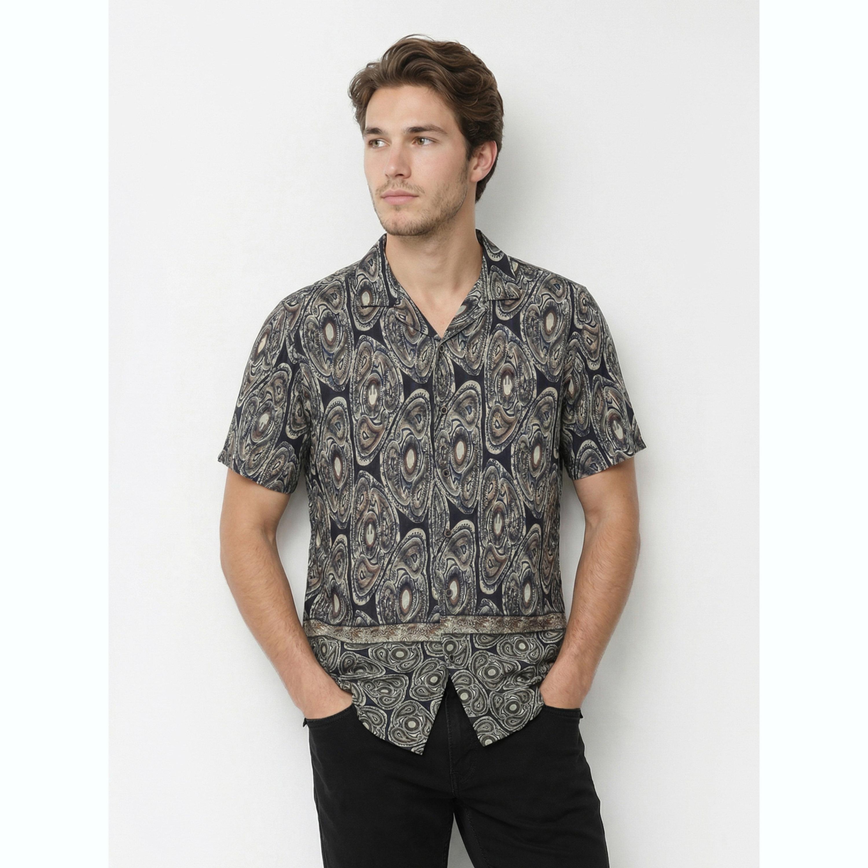 قميص بطبعة بيزلي بياقة كوبية-men-clothing-shirts-image-1