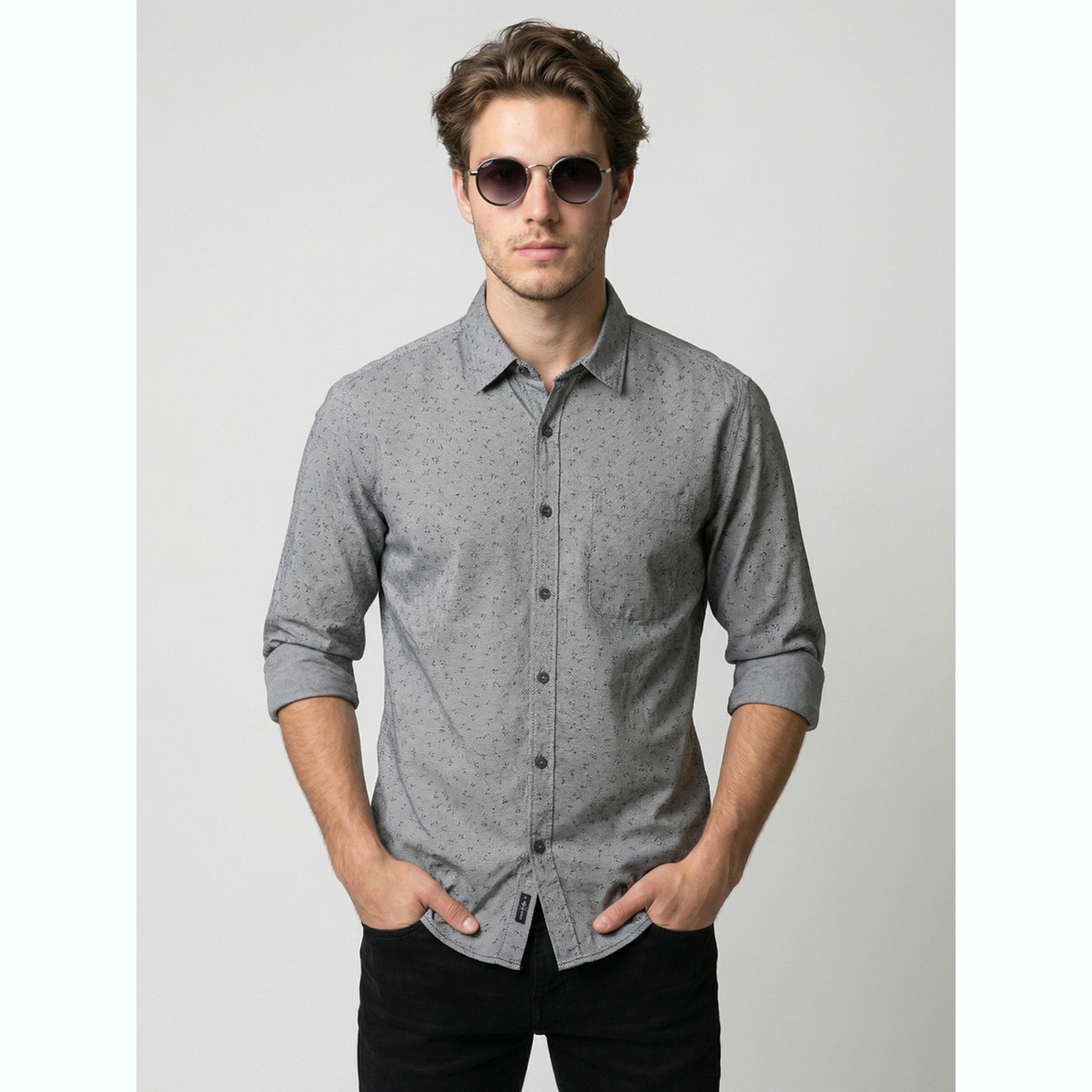 قميص رمادي مطبوع بياقة مفرودة-men-clothing-shirts-image-1